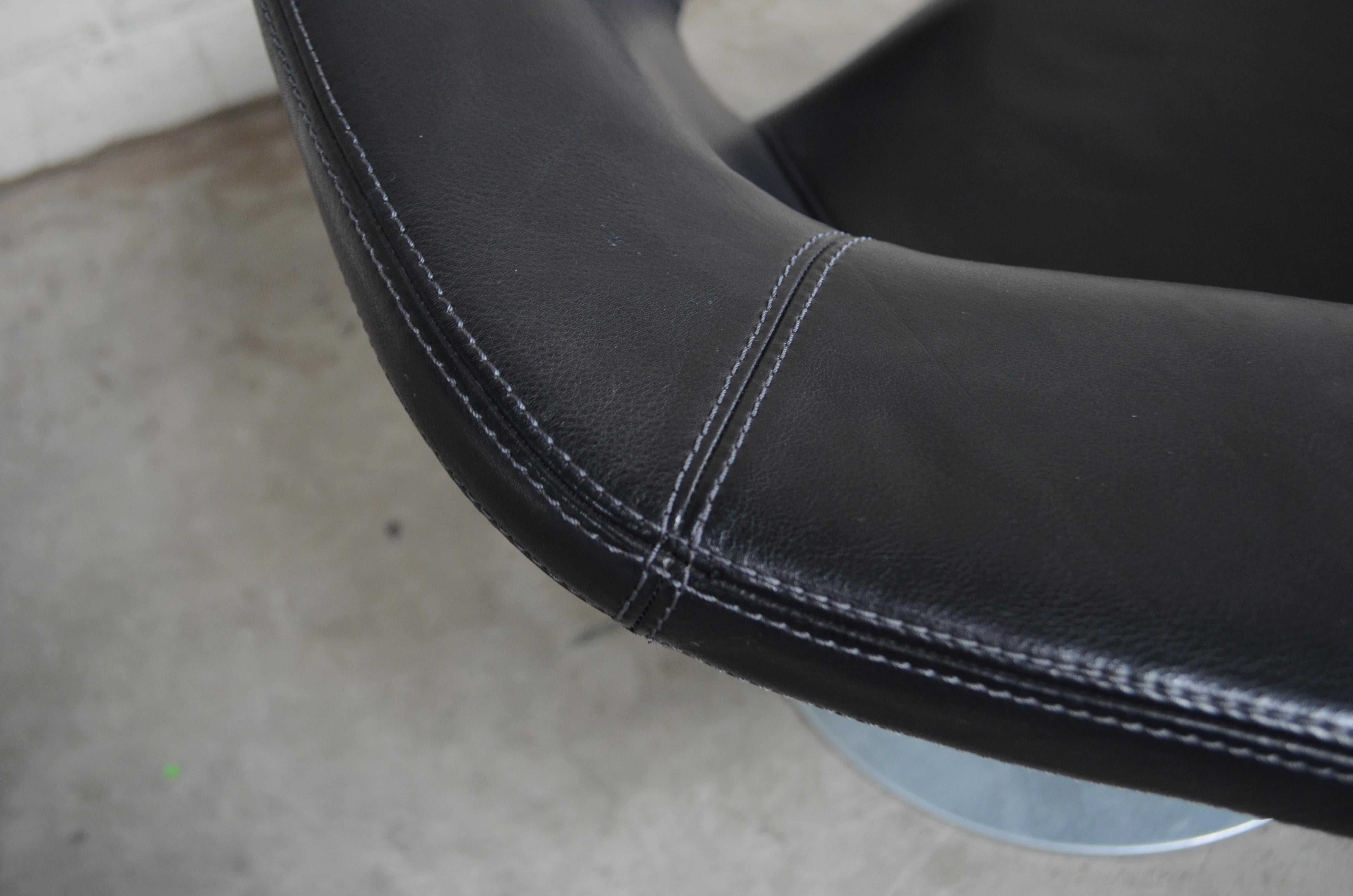 Rare Prototype of ClassiCon Munich Lounge Chair Black Leather For Sale 5