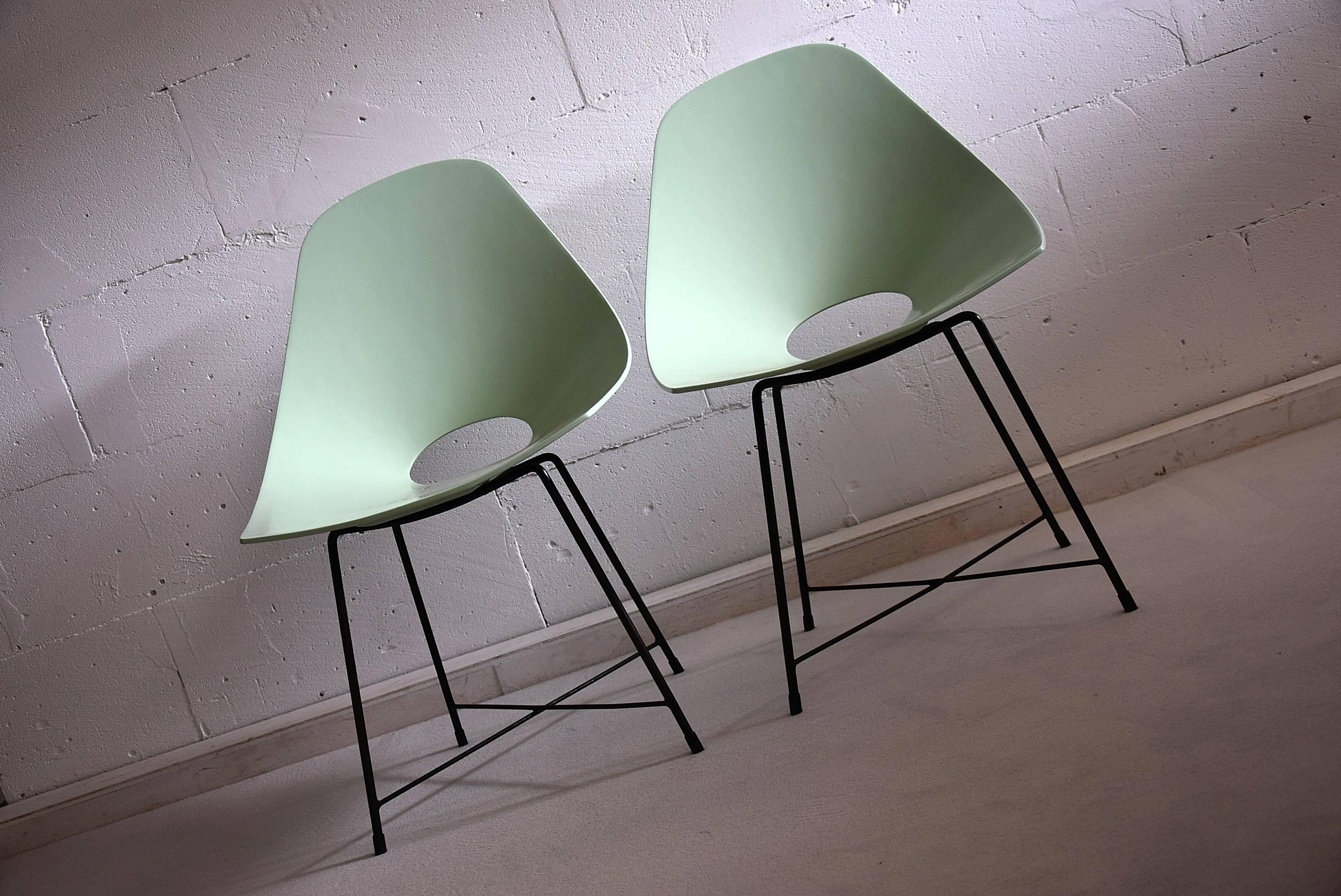 Augusto Bozzi rare prototype set.
This prototype set of chairs were designed by Augusto Bozzi experimenting with pressed MDF. It seems that both the seats and the frame were made by hand since there is a slight difference in measurements.

Both