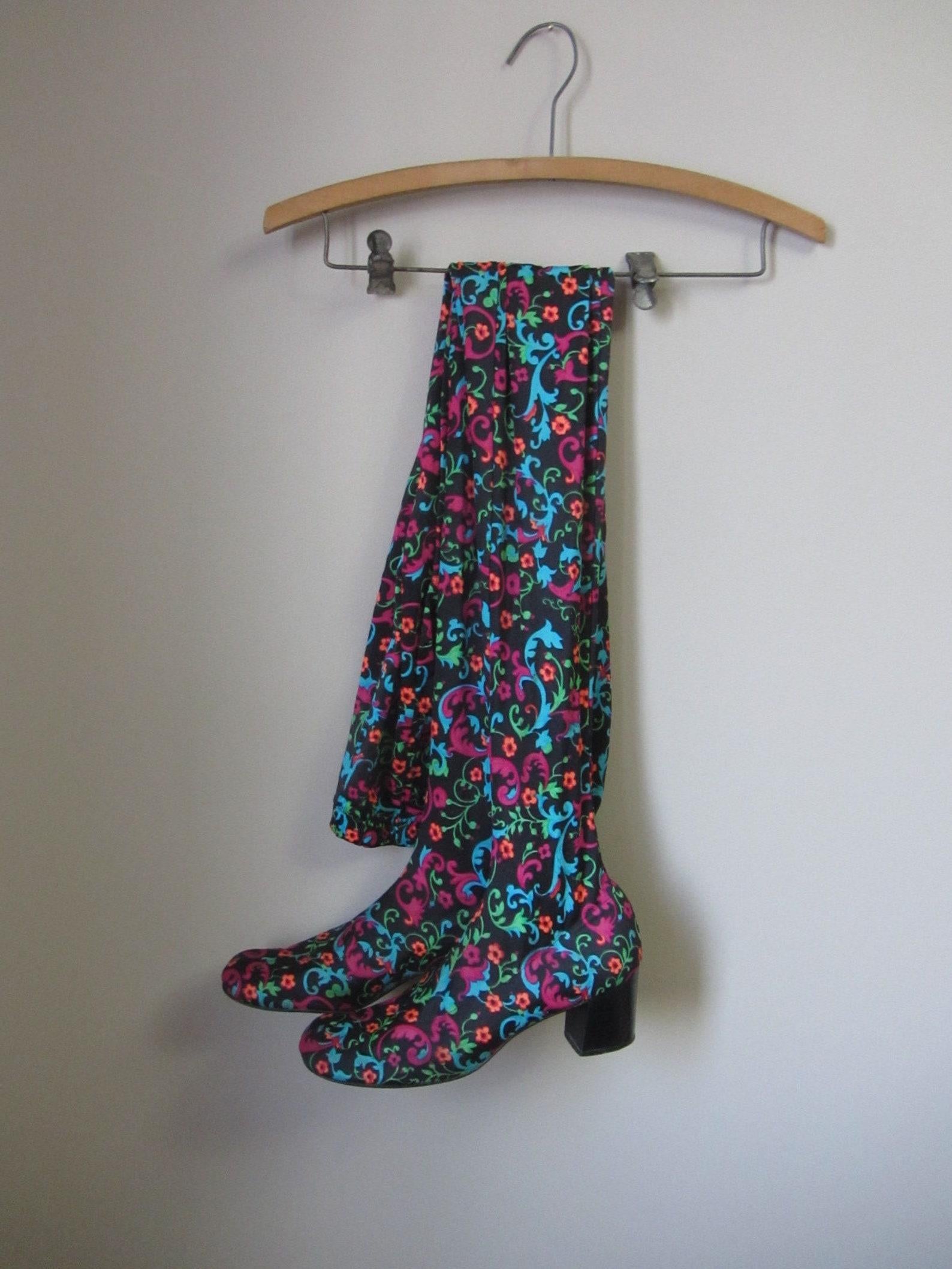 Black RARE Psychedelic Paisley Pan-T Boots, Circa 1960s For Sale