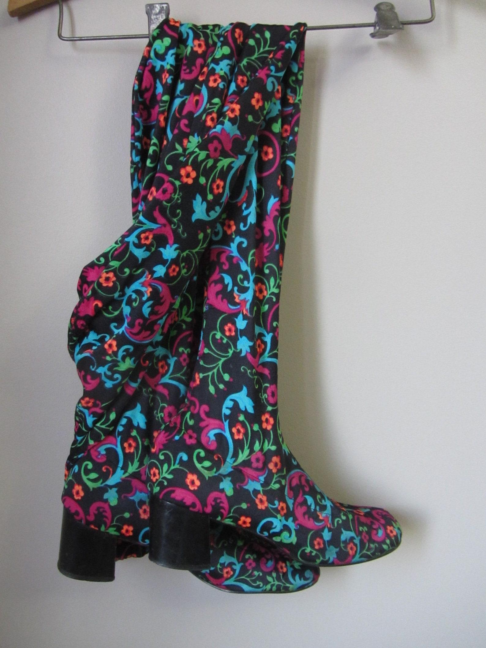 Women's or Men's RARE Psychedelic Paisley Pan-T Boots, Circa 1960s For Sale