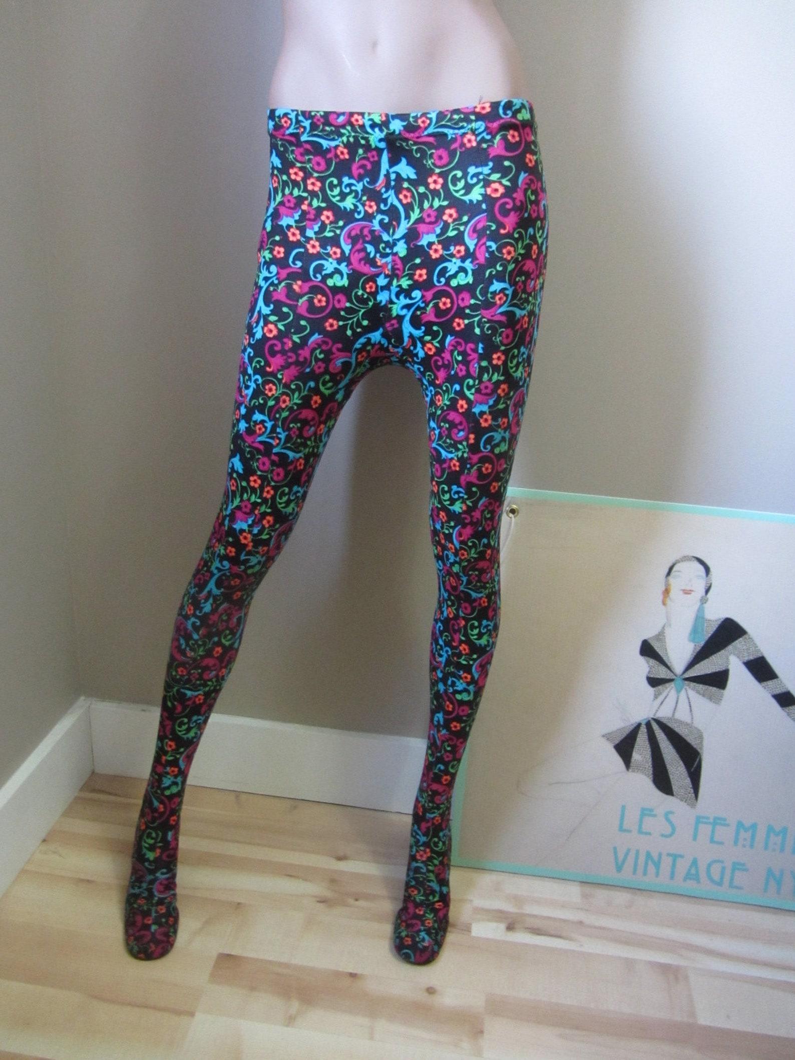 RARE Psychedelic Paisley Pan-T Boots, Circa 1960s For Sale 1
