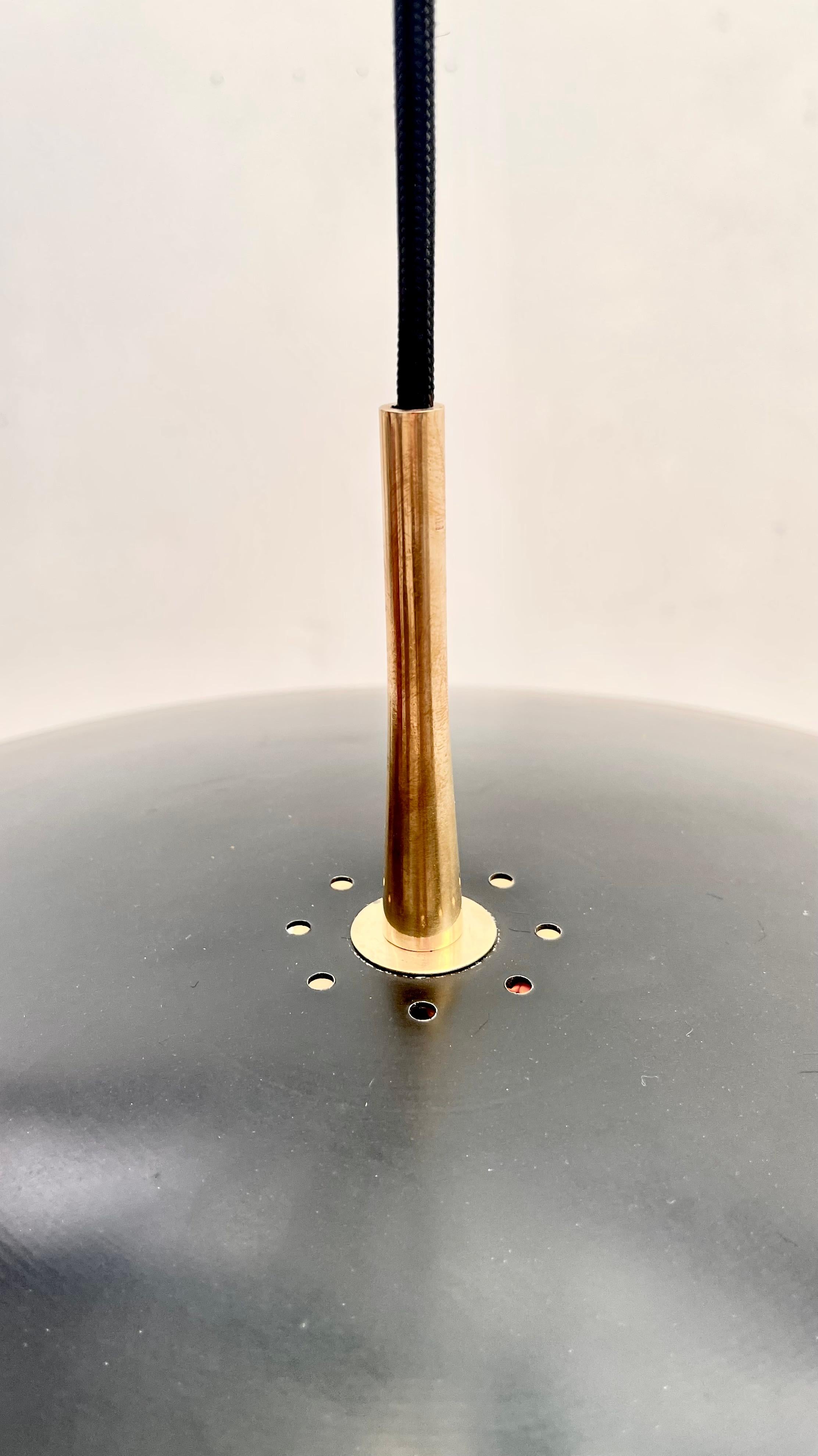 Rare pulley Pendant - 1950 (Attr Stilnovo) For Sale 2