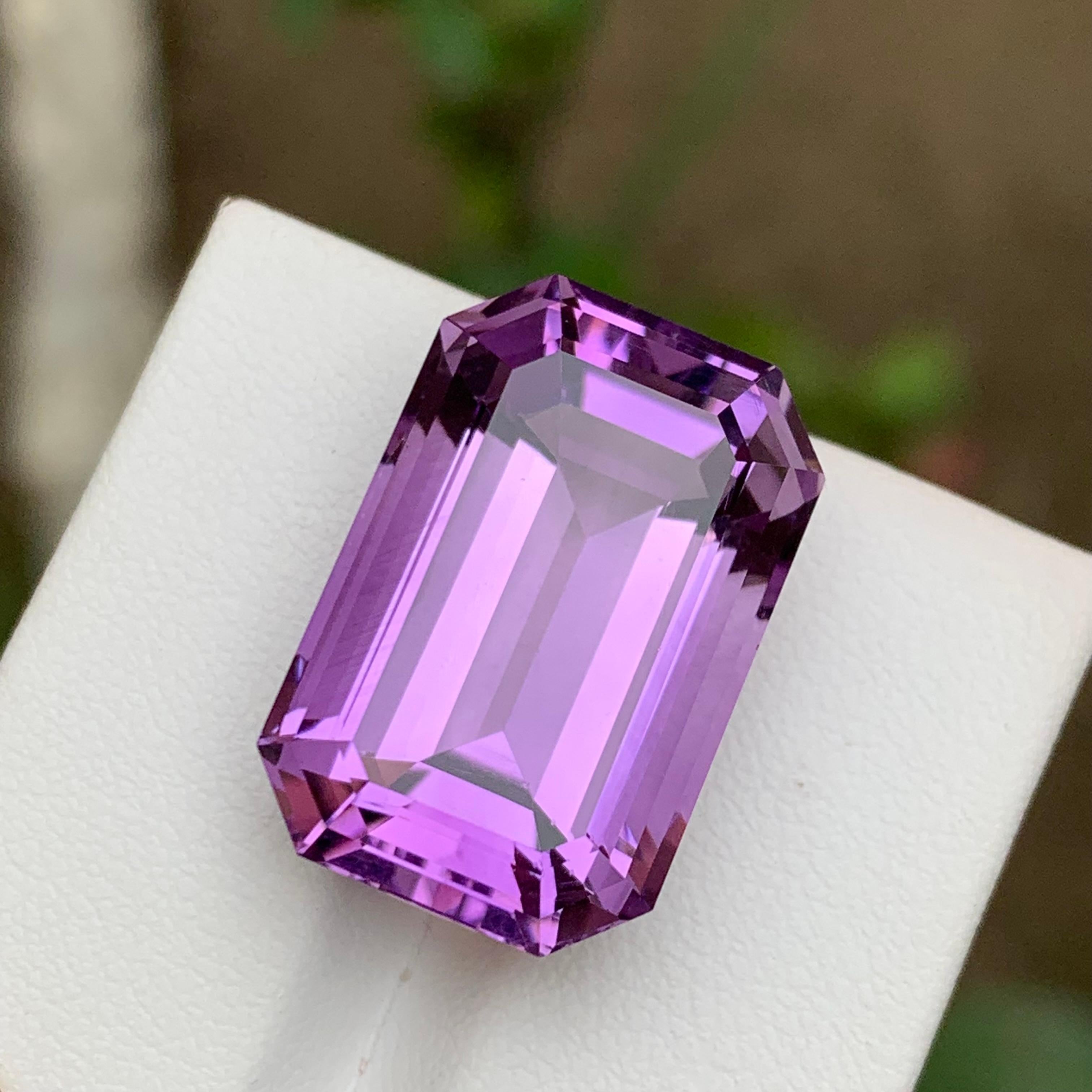 Rare Purple Natural Amethyst Gemstone, 27.30 Ct Emerald Cut for Pendant Jewelry For Sale 6