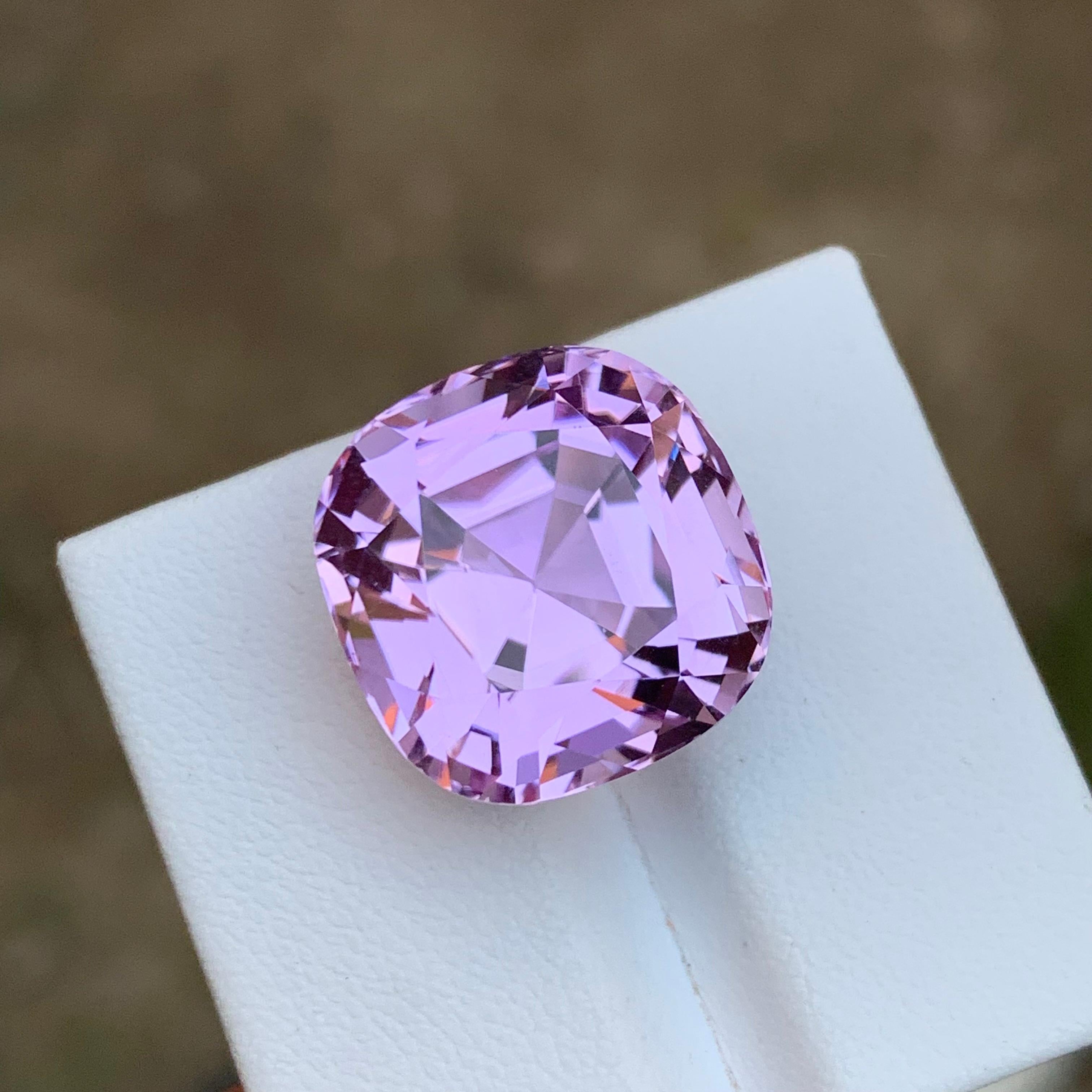 Rare Purple Pink Kunzite Gemstone, 25.80 Carat Cushion Cut for Necklace Pendant For Sale 5