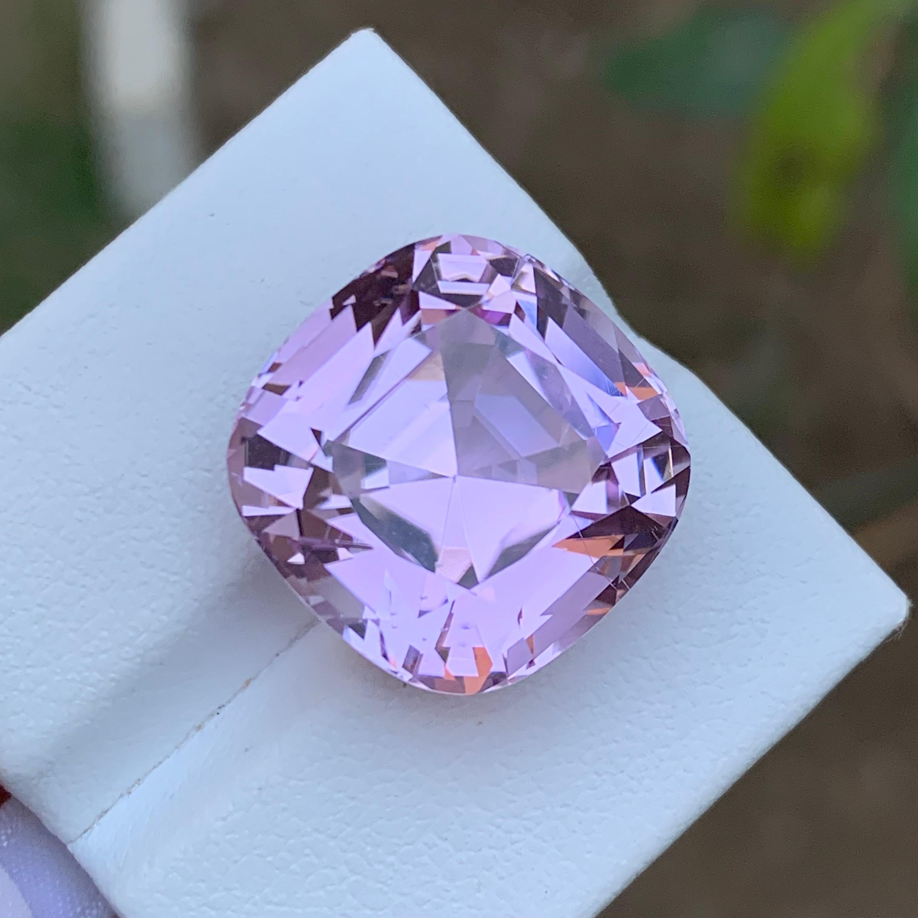 Rare Purple Pink Kunzite Gemstone, 26.10 Carat Cushion Cut for Necklace Pendant For Sale 5