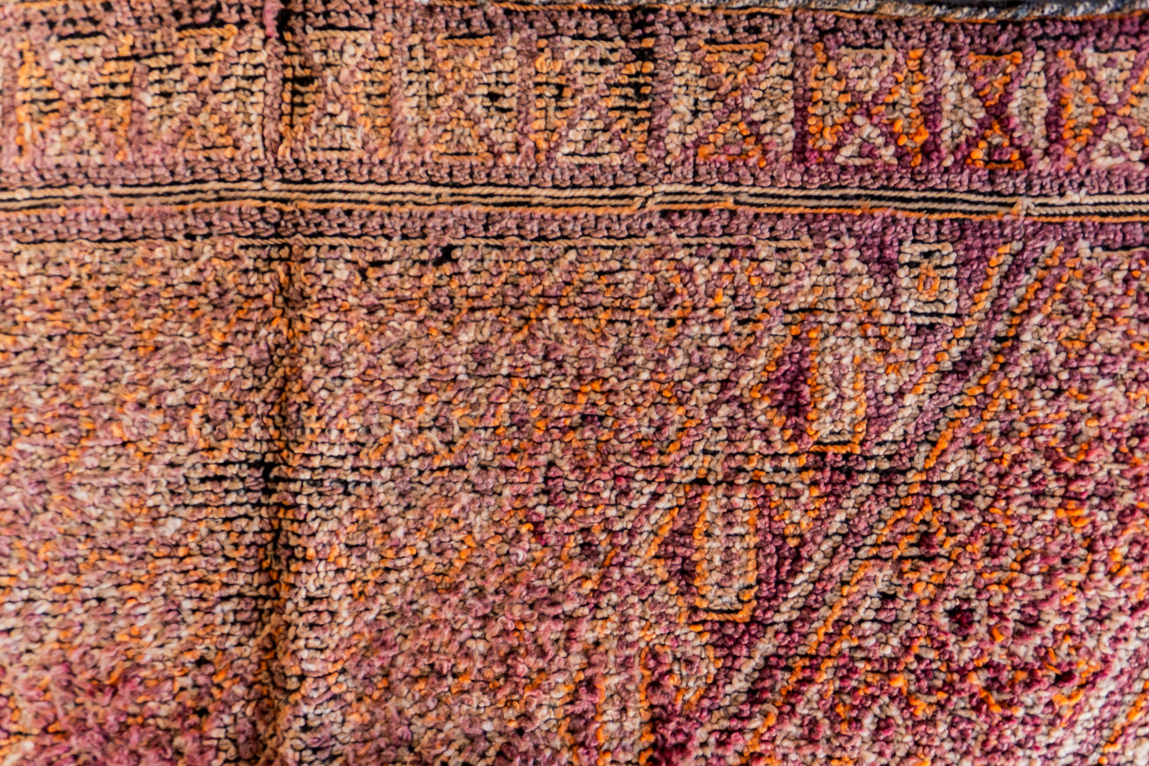 Seltene lila Vintage marokkanischen Teppich aus 70er Jahren 100% Wolle 6.5x10.5 Ft 200x320 Cm (Handgeknüpft) im Angebot