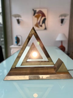 Rare : « pyramide Panthographe » lamp by Yonel Lebovici