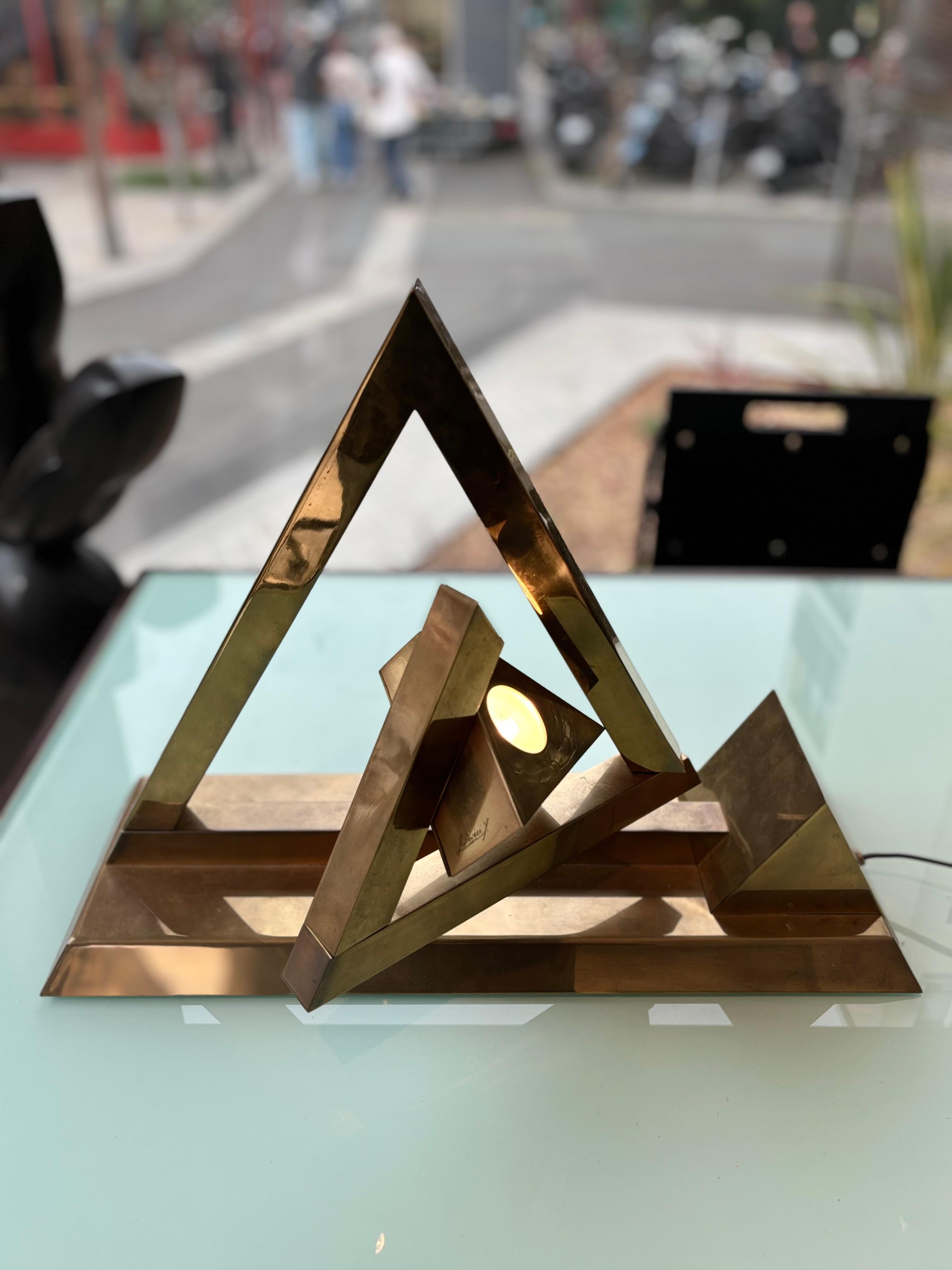 Modern Rare : « pyramide Panthographe » lamp by Yonel Lebovici For Sale