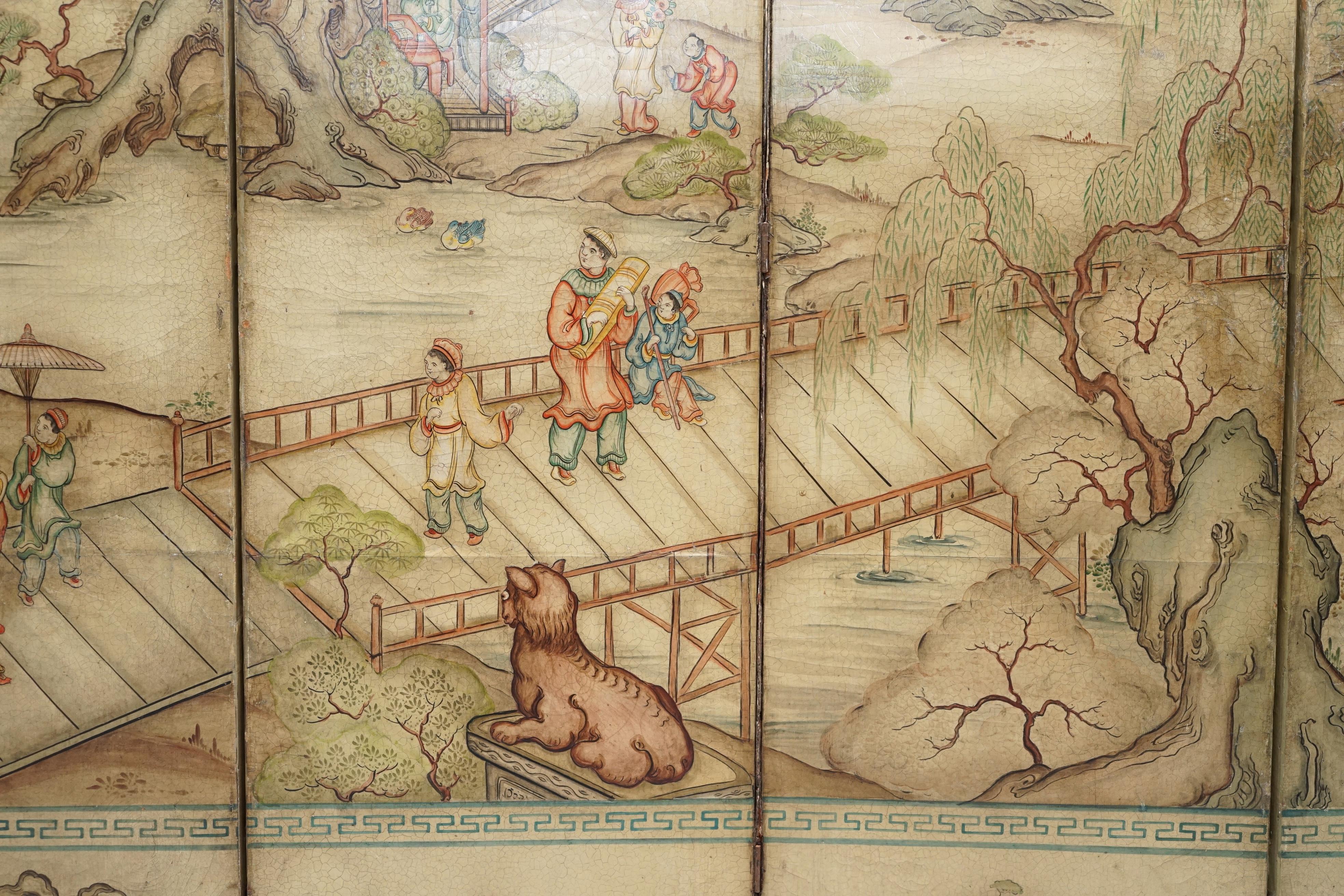 Lovely circa 1900-1920 Qing Dynasty Canvas Chinese 8-Panel Folding Screen 8