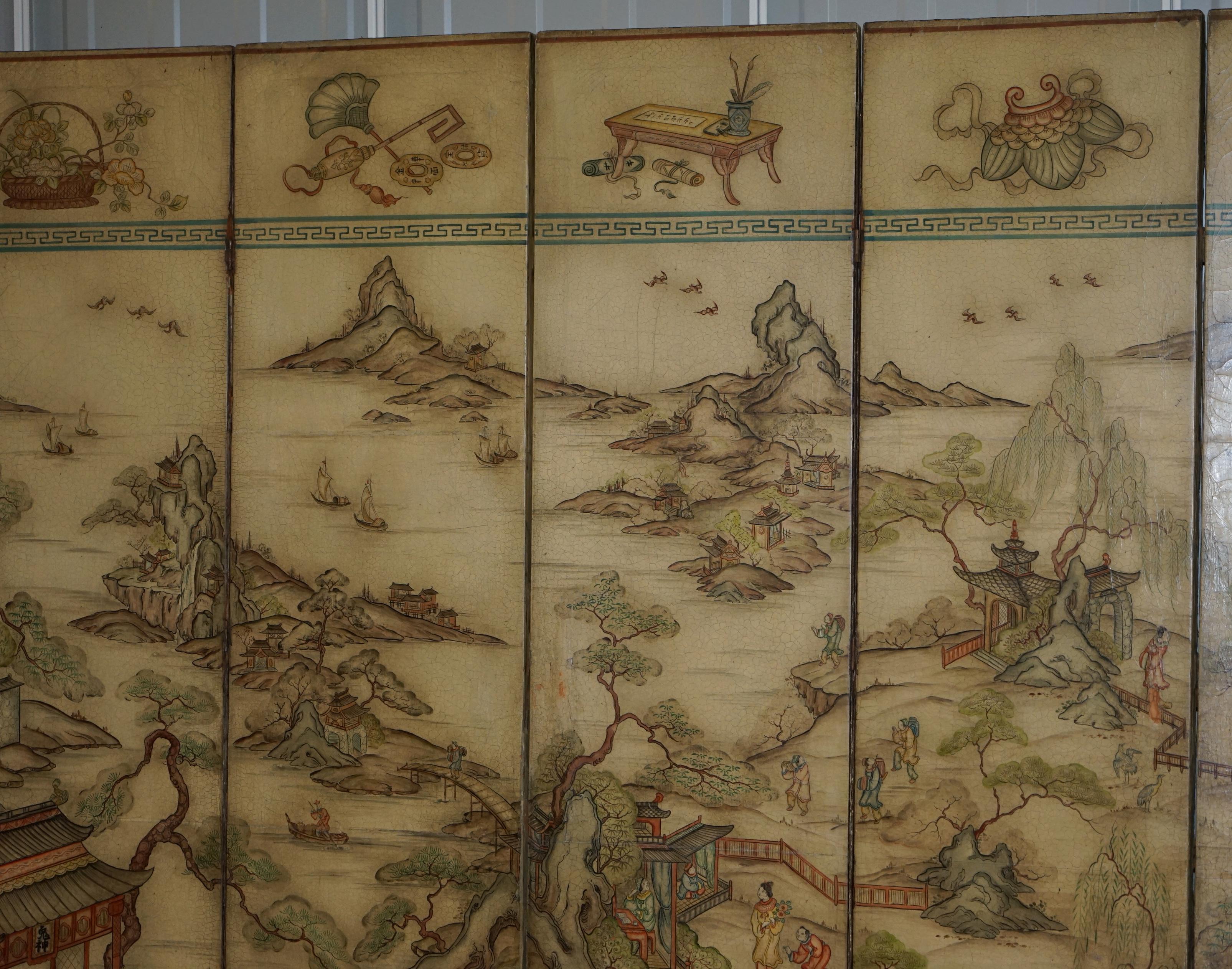 20th Century Lovely circa 1900-1920 Qing Dynasty Canvas Chinese 8-Panel Folding Screen
