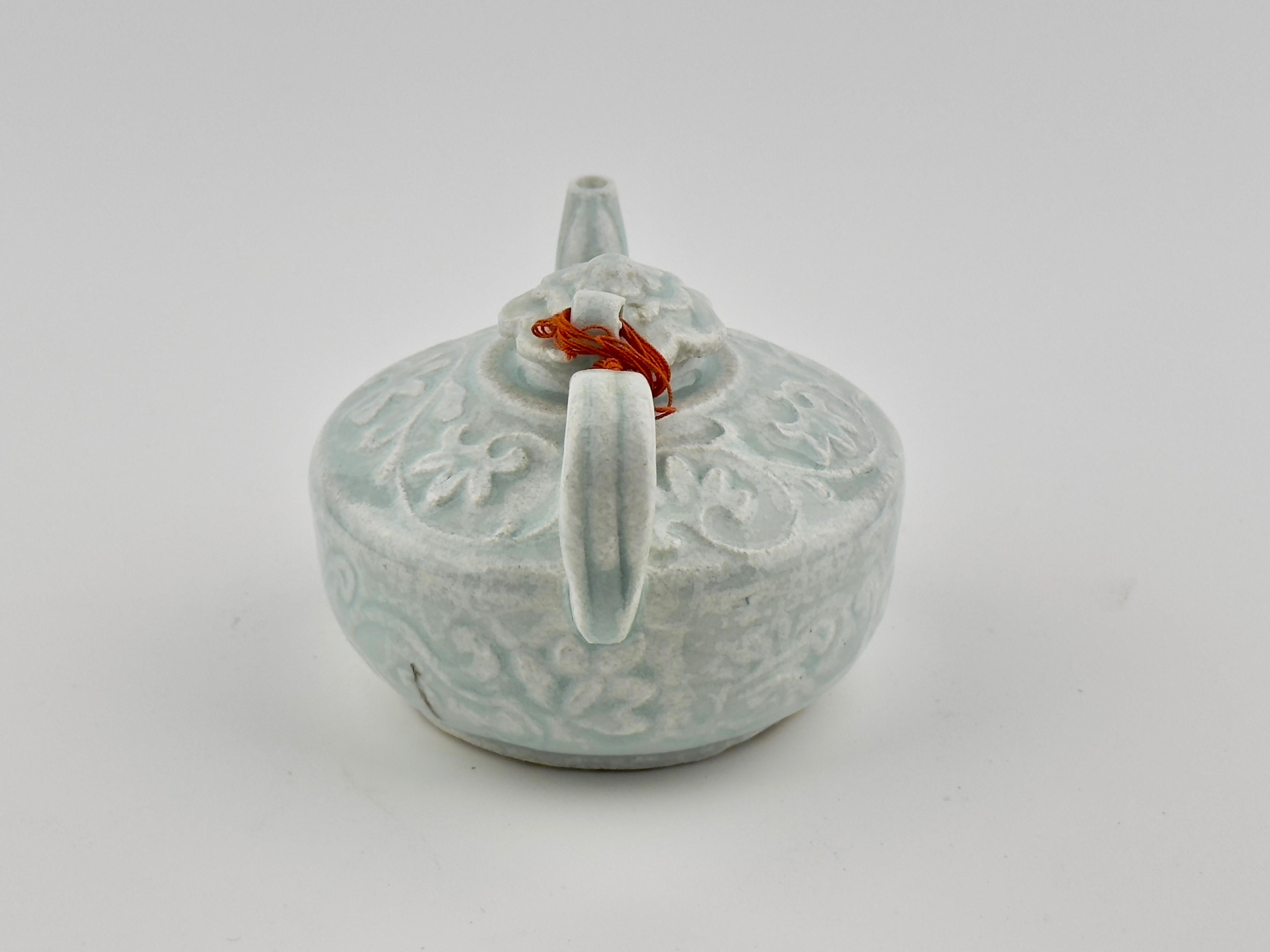 Rare Qingbai Carved Ewer, Song-Yuan Dynasty For Sale 4