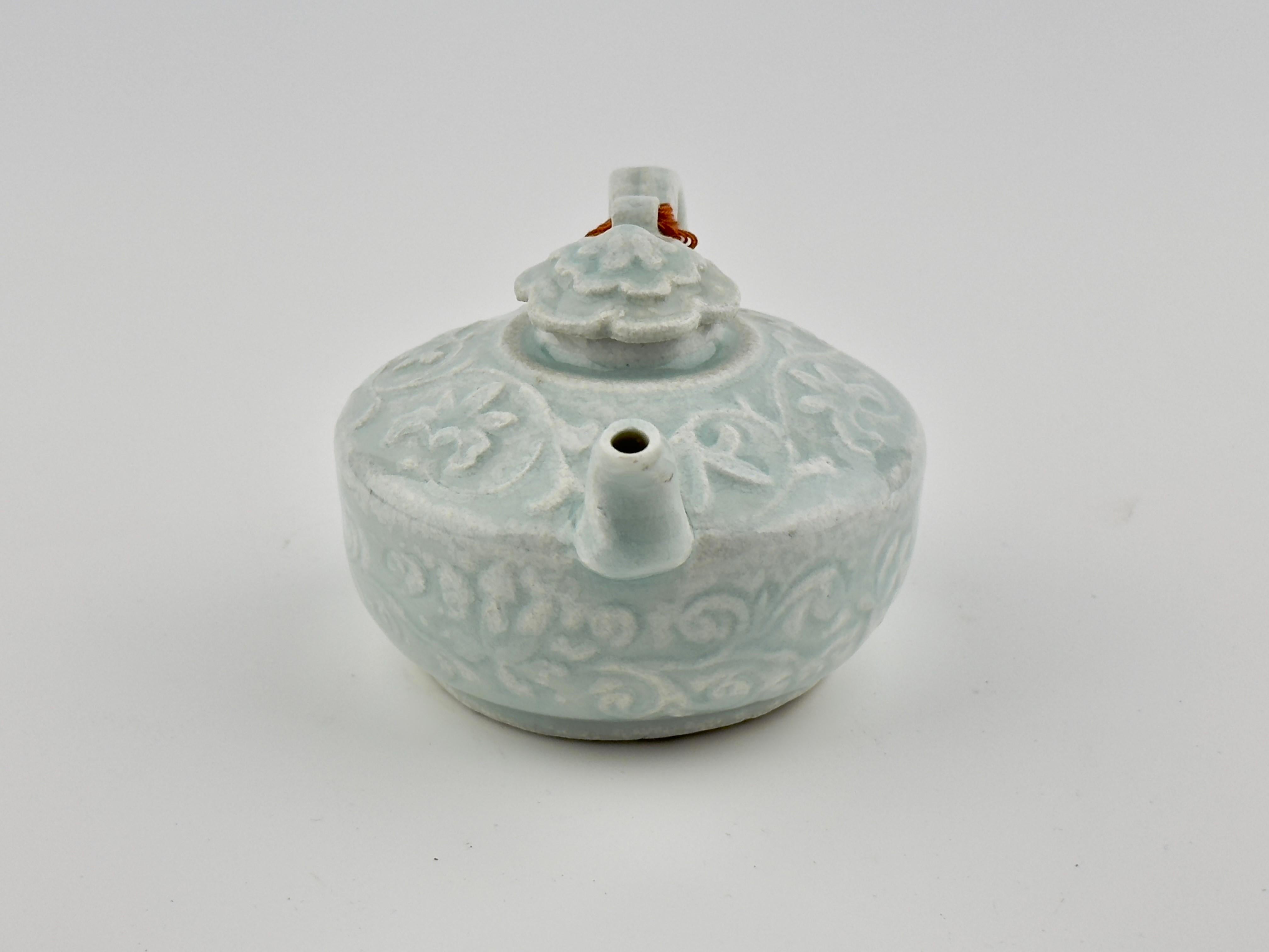Rare Qingbai Carved Ewer, Song-Yuan Dynasty For Sale 6