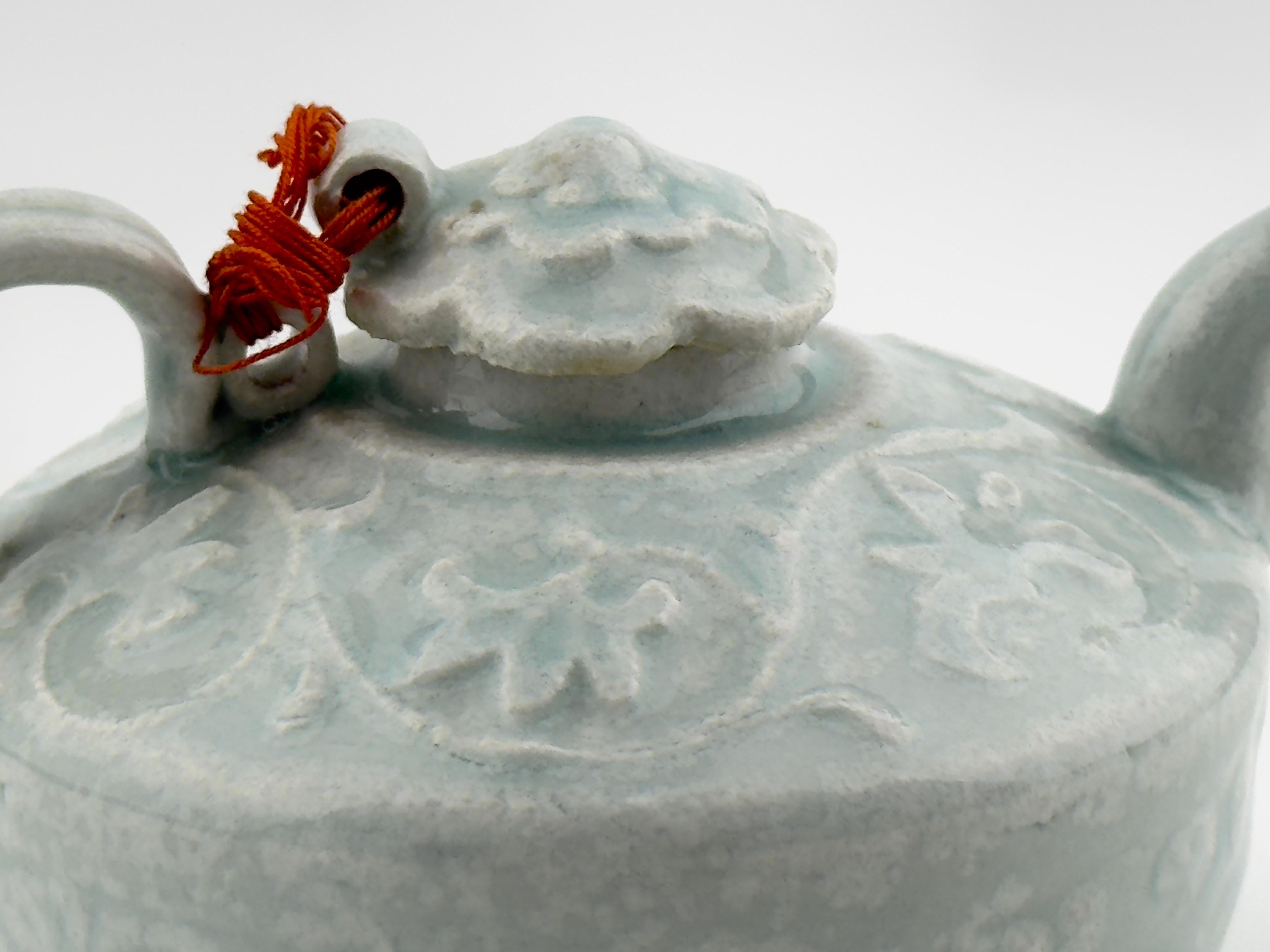 Rare Qingbai Carved Ewer, Song-Yuan Dynasty For Sale 2
