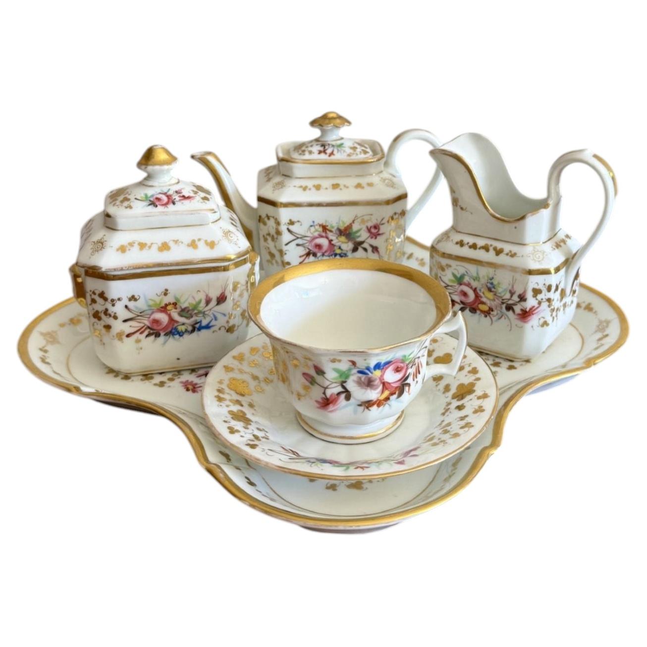 Rare service à déjeuner en porcelaine du 19e siècle