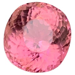 Rare tourmaline naturelle rose radiante taille coussin fantaisie de 4,40 carats pour bague