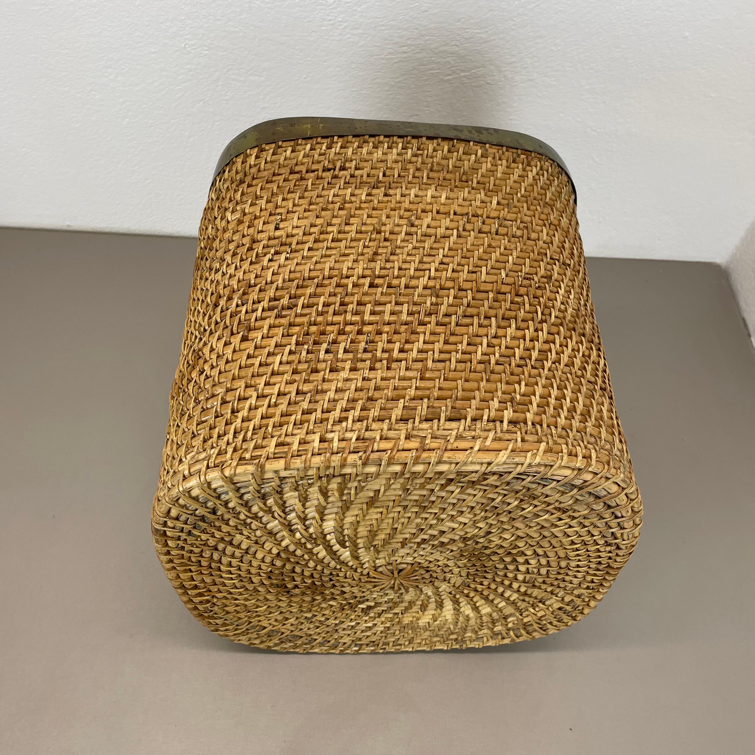 rare Rattan and Brass paper waste bin in Crespi Albini Style, Italy, 1970s 10