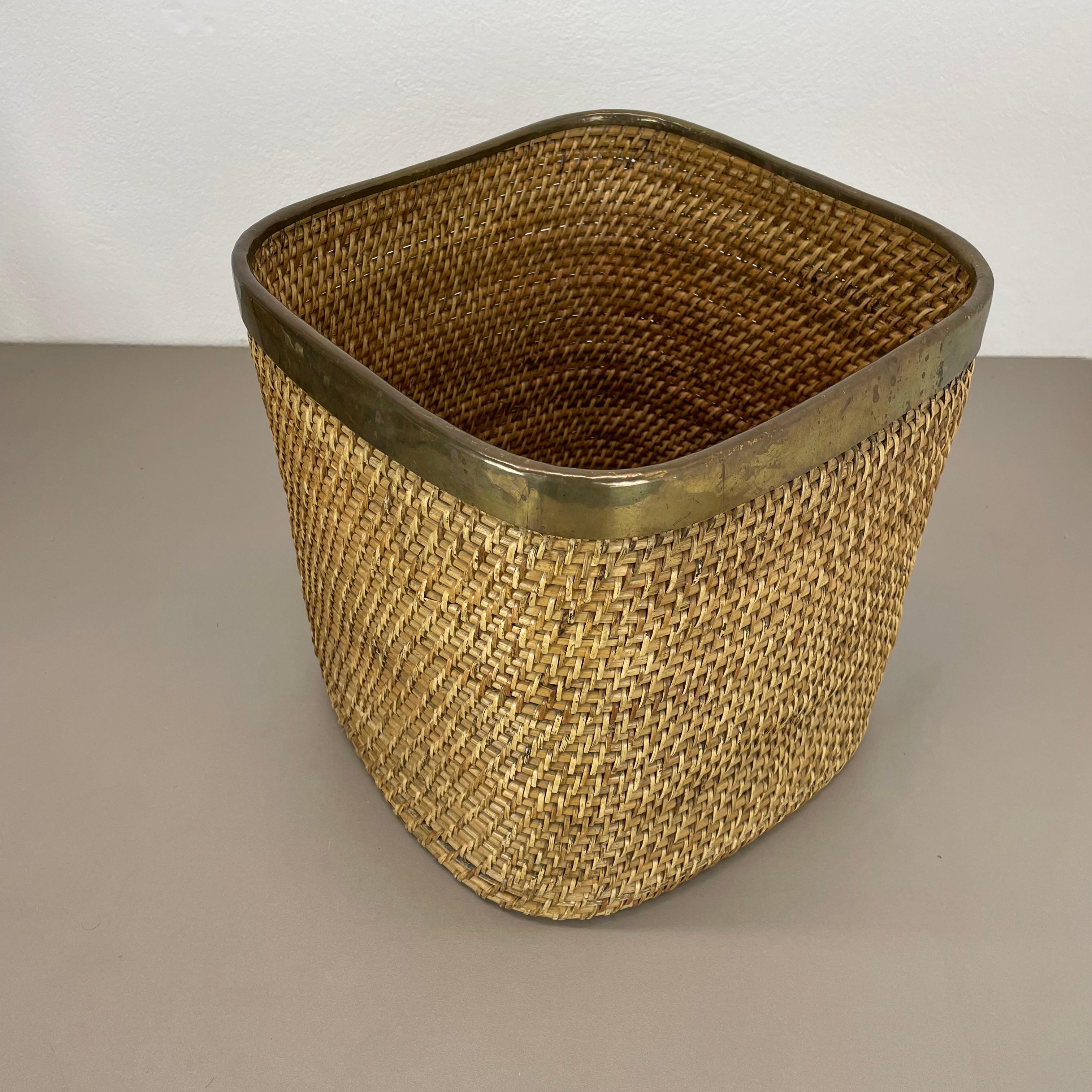 Mid-Century Modern rare Rattan and Brass paper waste bin in Crespi Albini Style, Italy, 1970s