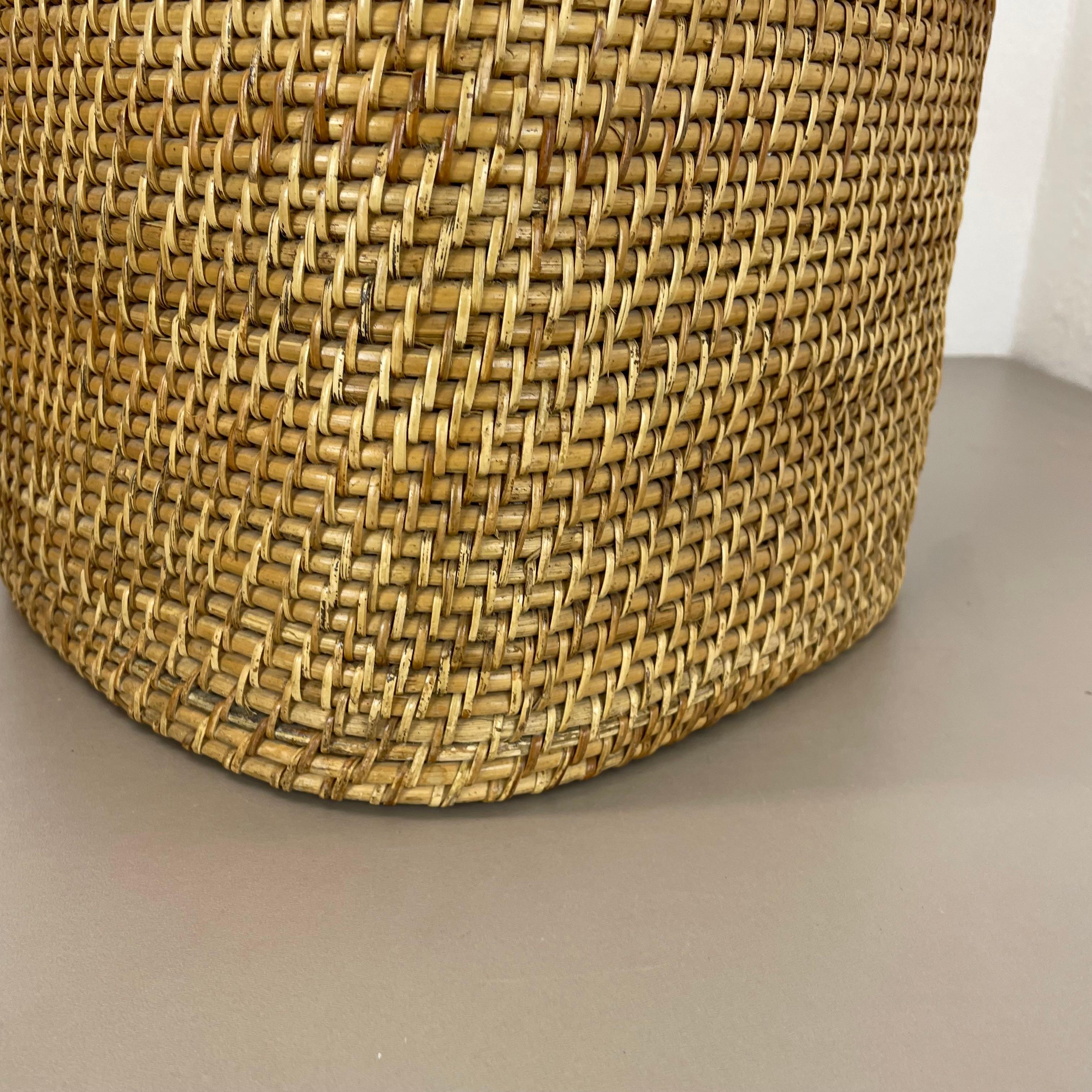 rare Rattan and Brass paper waste bin in Crespi Albini Style, Italy, 1970s 1