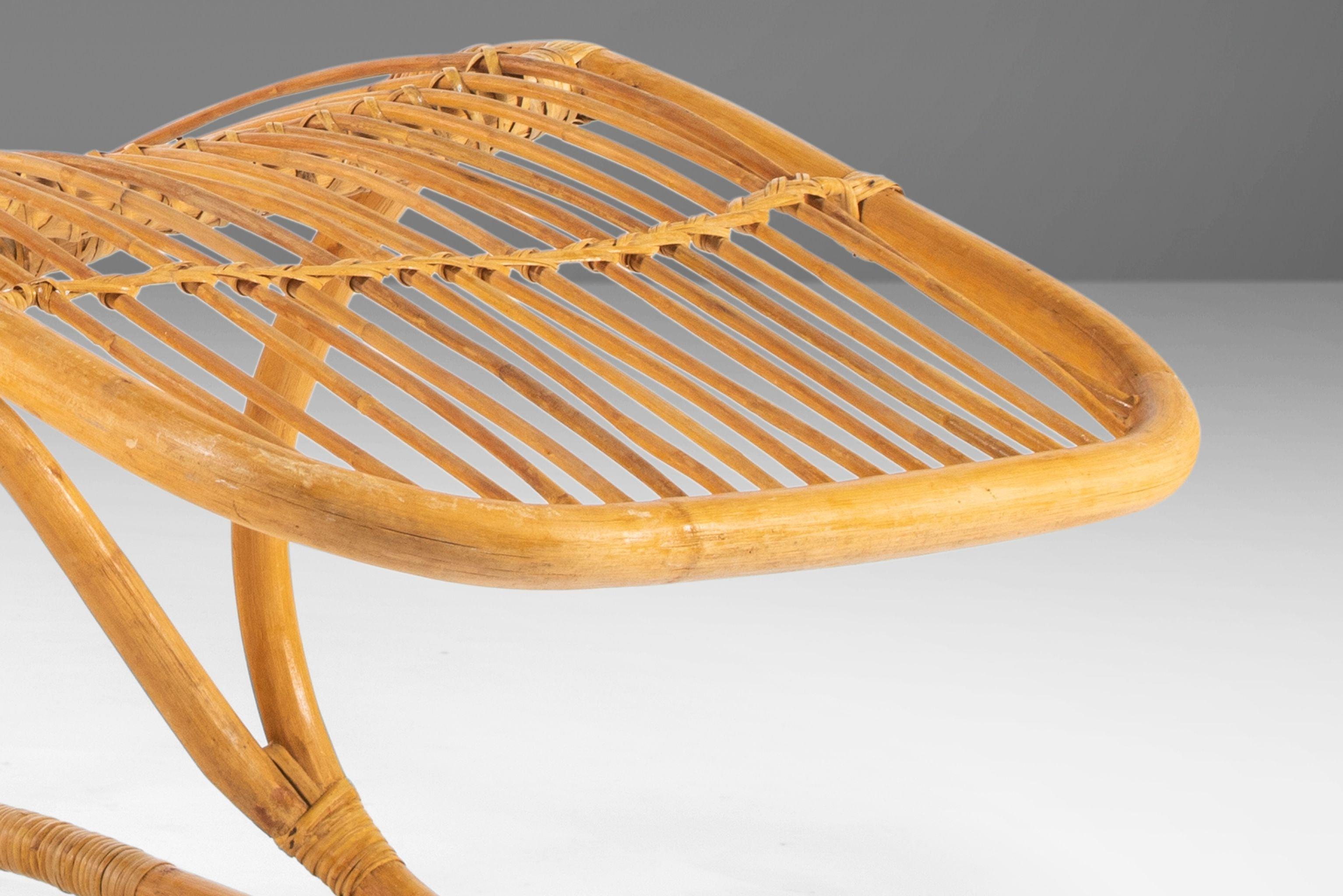 Rattan Chaise Lounge Chair Lounge Attributed to Tito Agnoli for Pieranton, 1963 For Sale 4