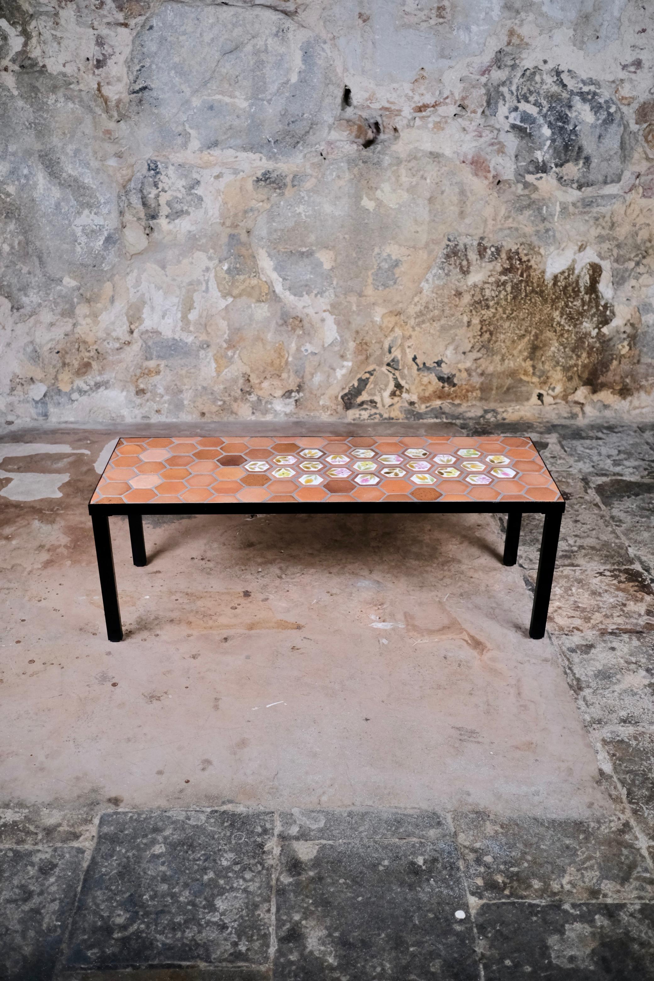 Mid-Century moderno Raro tavolino rettangolare in ceramica di Roger Capron, Francia, anni '60 in vendita