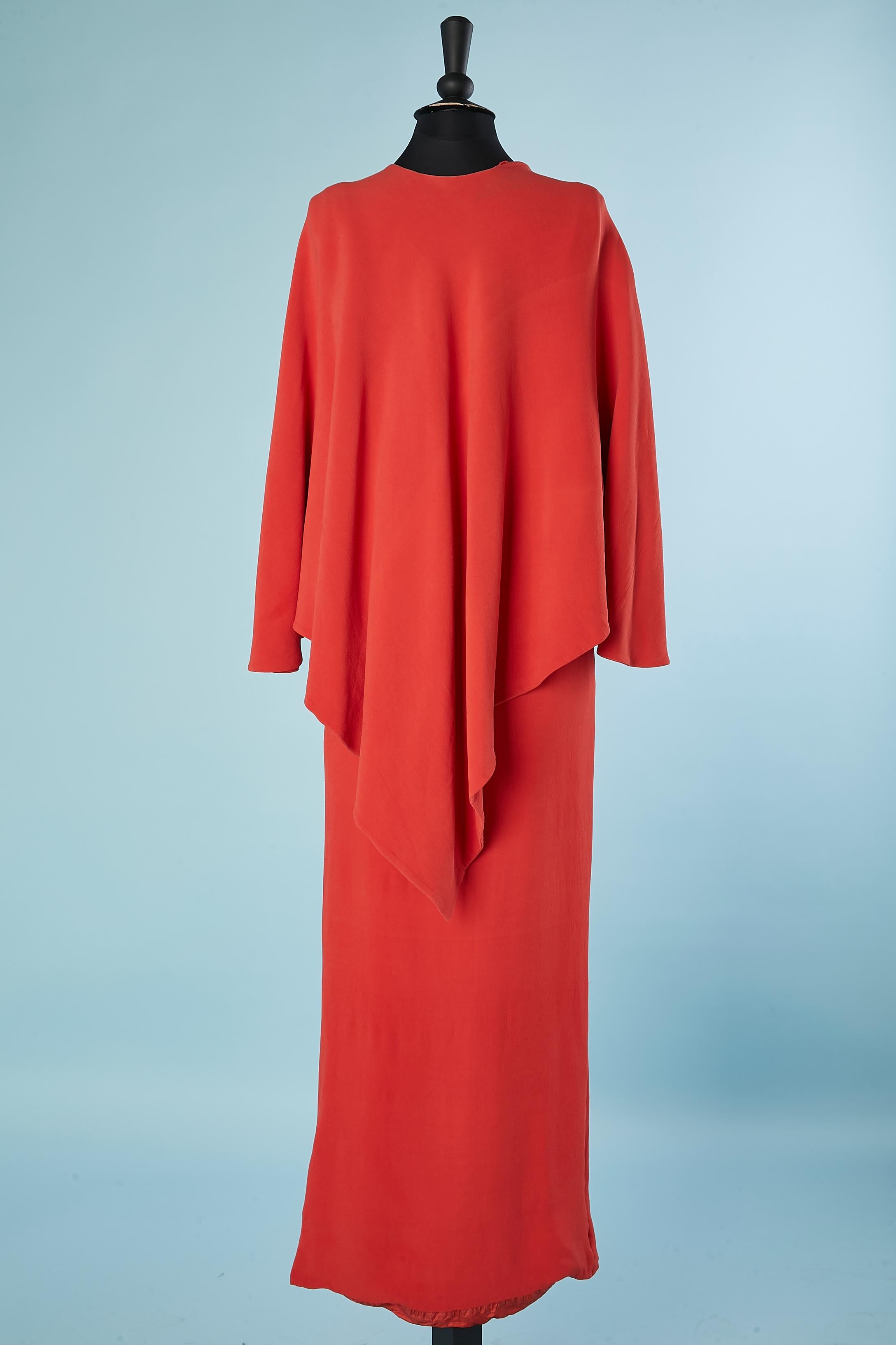 RARE red crêpe evening dress with cape Grès 1966 In Good Condition For Sale In Saint-Ouen-Sur-Seine, FR