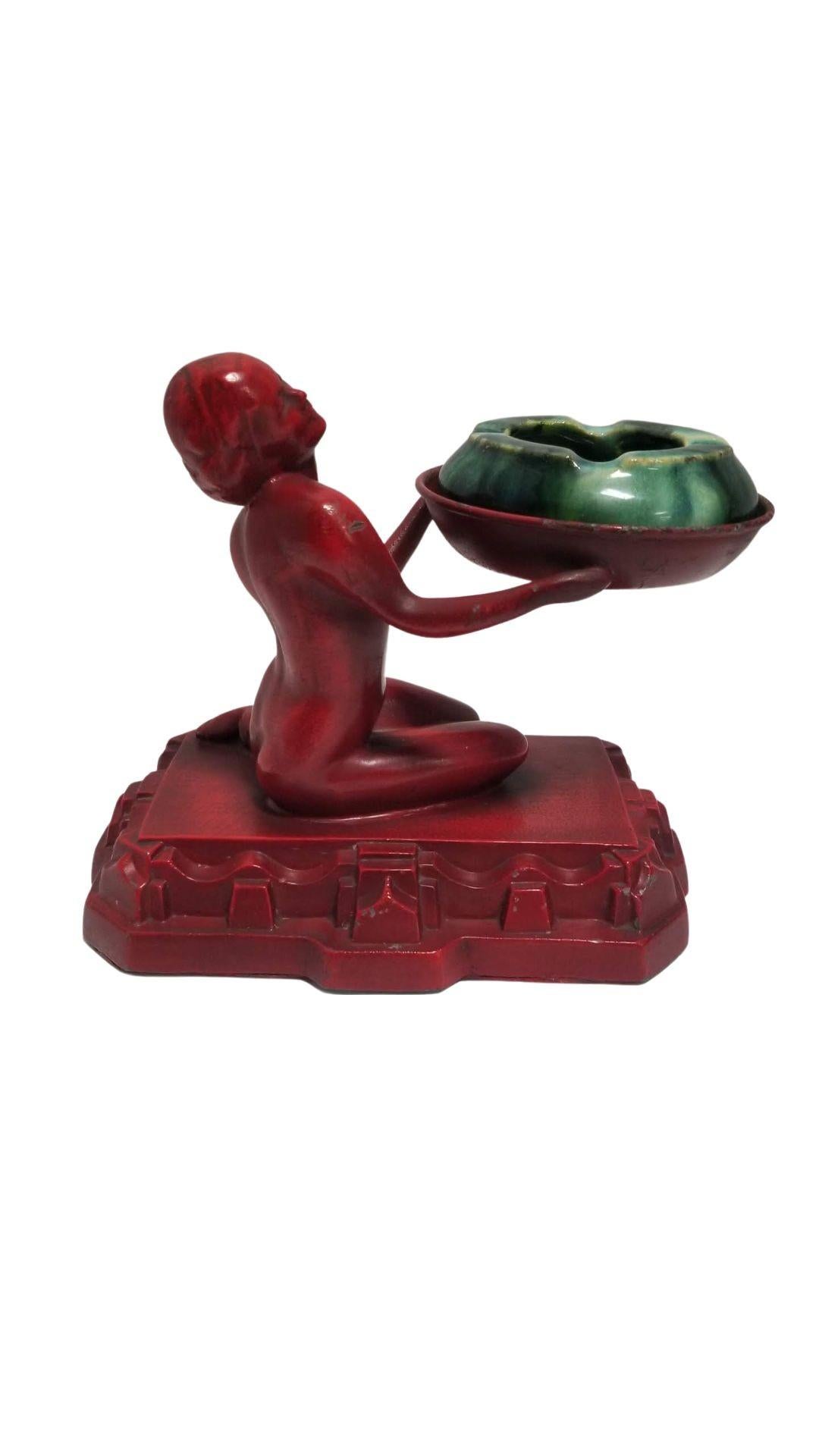 Rare Red Enamel Nuart Nude Female Ashtray w/ McCoy Ashtray In Excellent Condition For Sale In Van Nuys, CA