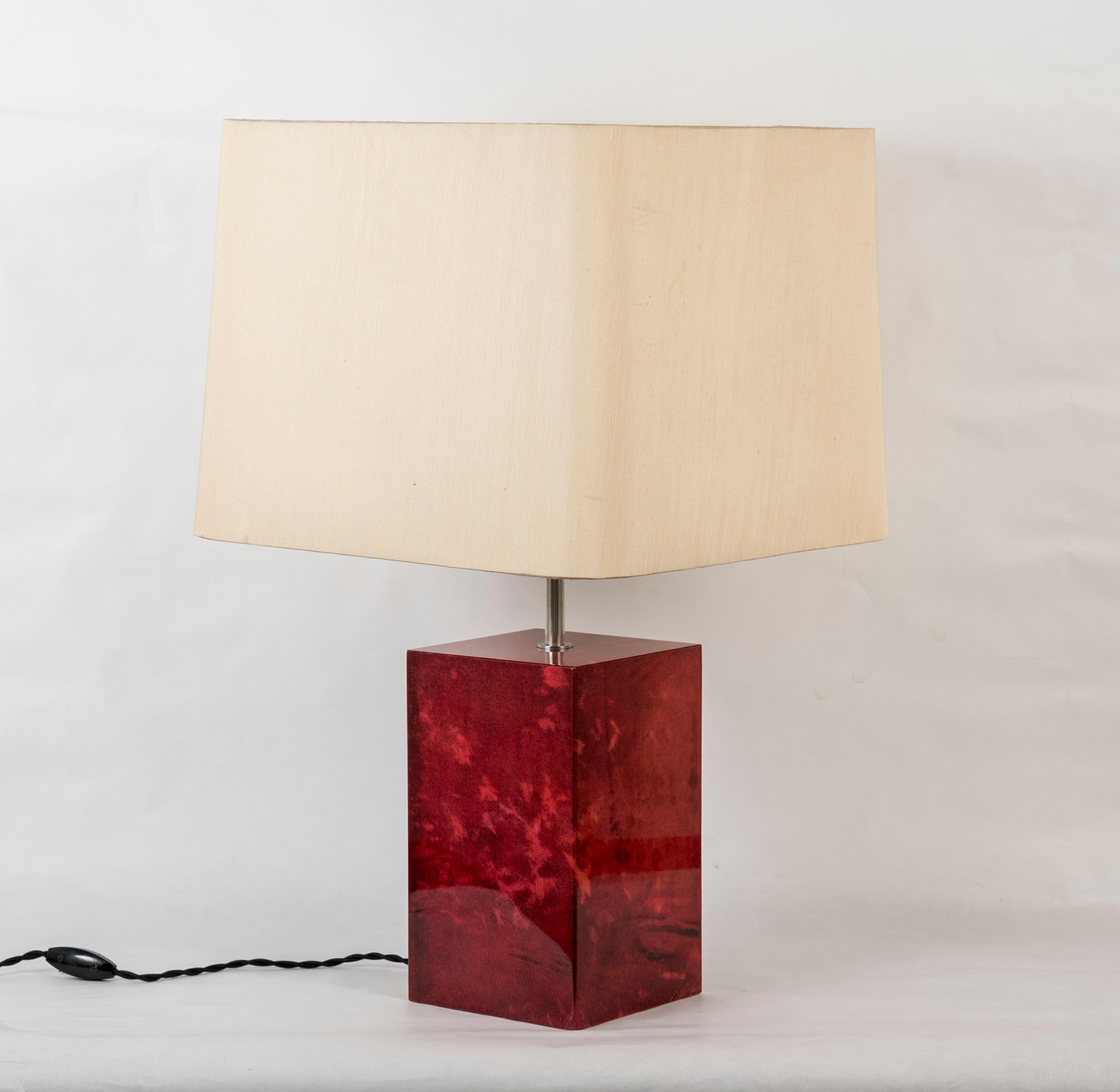 Rare Red Goatskin Lamp by Aldo Tura In Good Condition In Bois-Colombes, FR