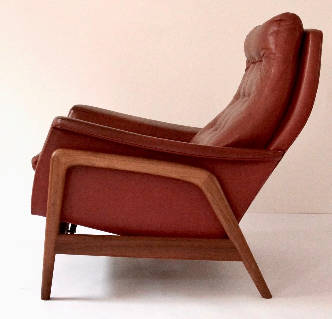 Rare Red Leather Mid-Century Modern Folke Ohlsson `Arizona` Chair for DUX, 1960s In Good Condition For Sale In Dusseldorf, DE