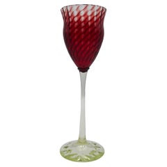 Rara copa de vino roja soplada ópticamente art nouveau de Emile Gallé, Nancy, ca. 1903