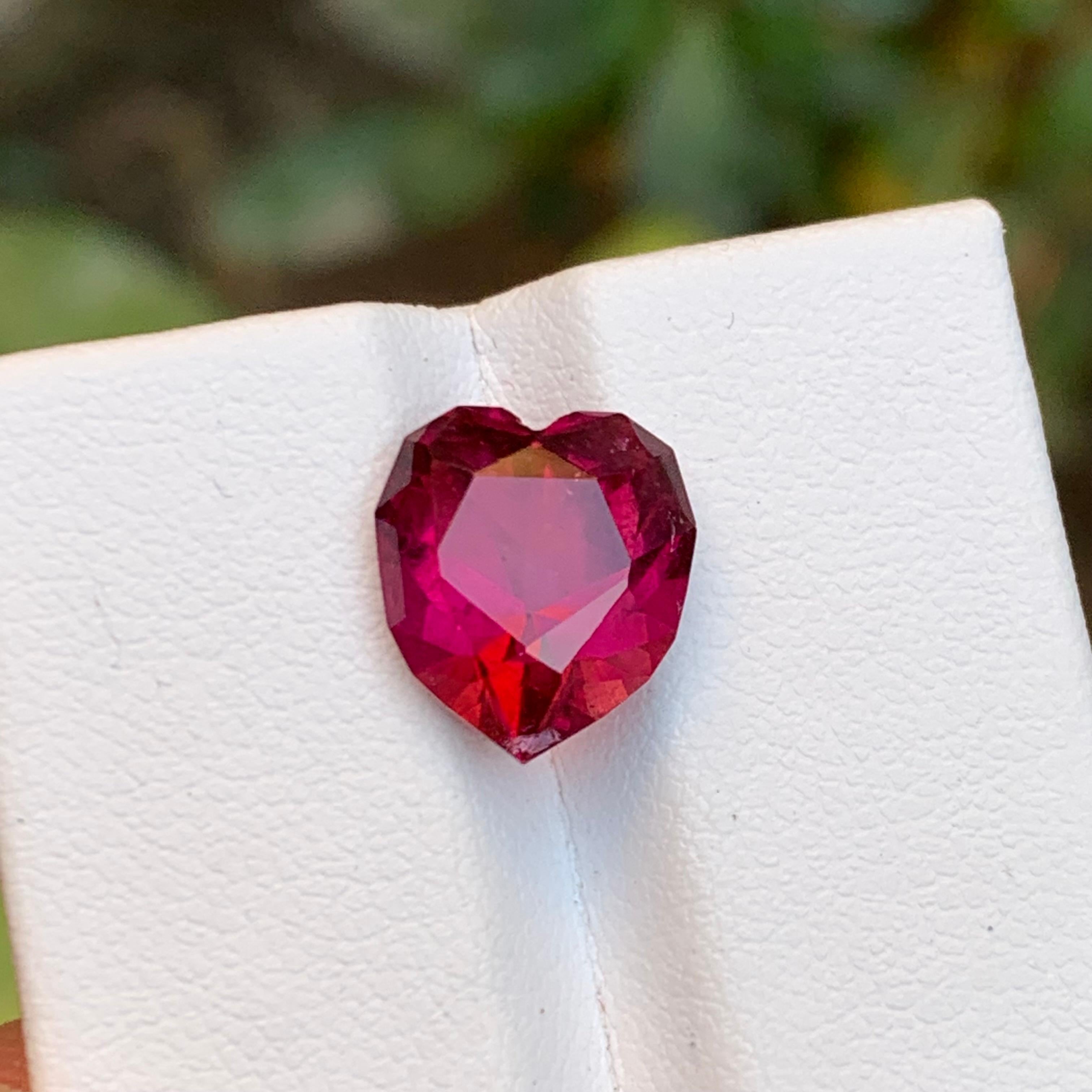 Rare Red Pink Natural Rubellite Tourmaline 4.70 Carat Brilliant Heart Shape Afg In New Condition For Sale In Peshawar, PK