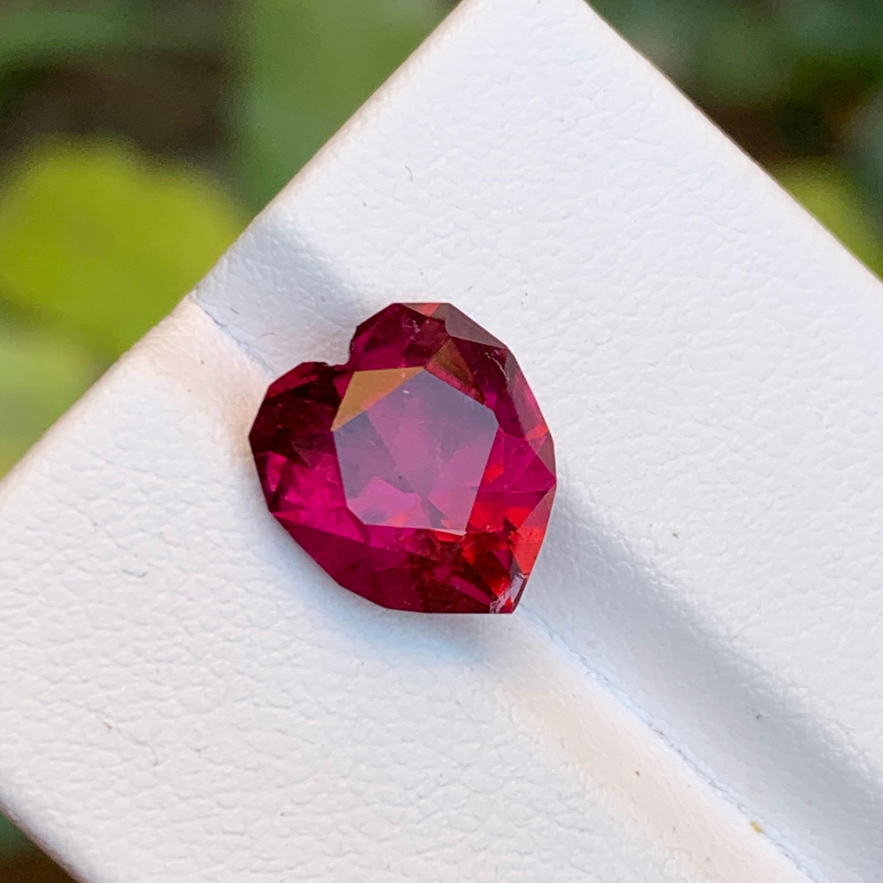 Women's or Men's Rare Red Pink Natural Rubellite Tourmaline 4.70 Carat Brilliant Heart Shape Afg For Sale