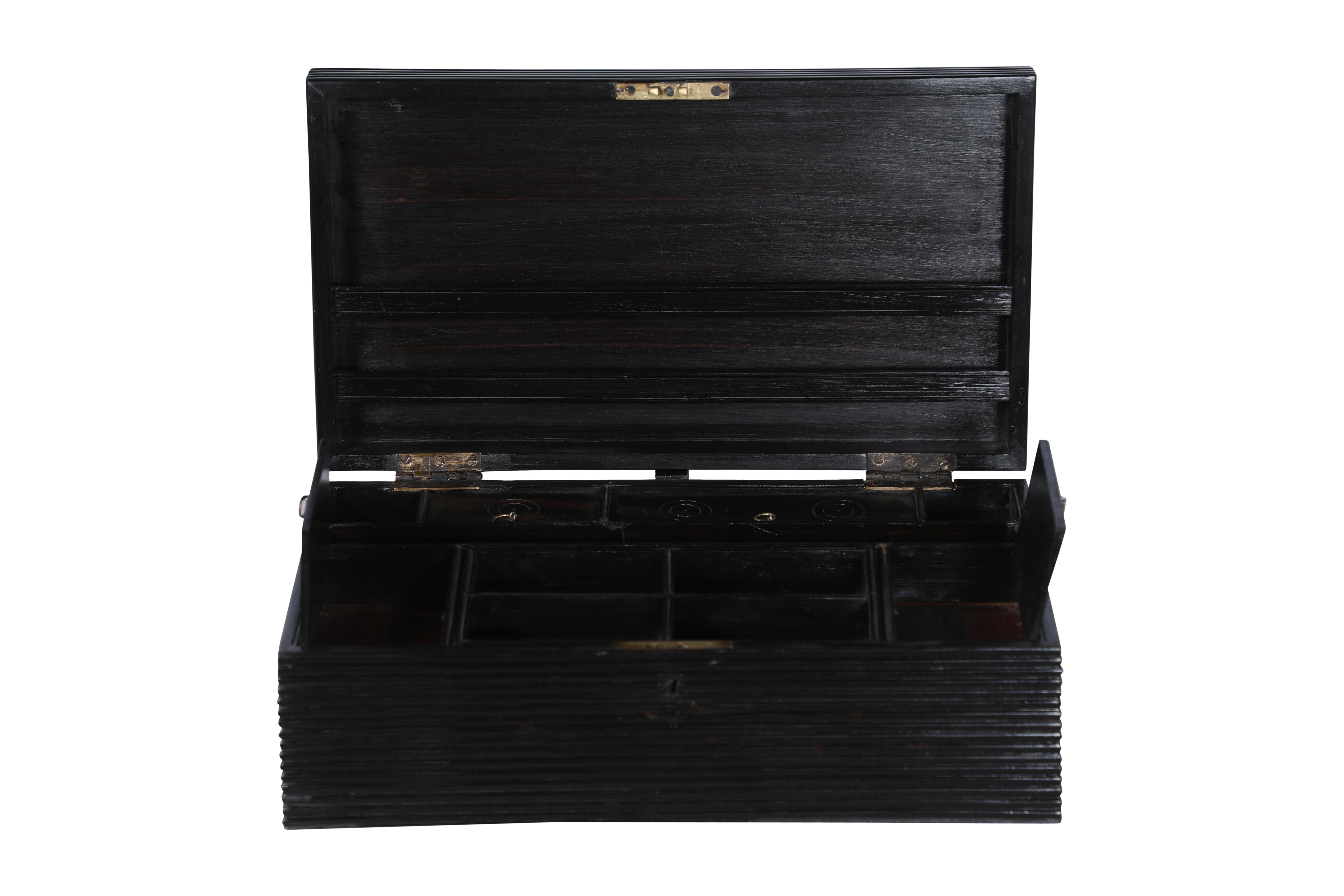 20th Century Rare, Reeded Ebony British Campaign Box or Chest on Stand, Early 1900's For Sale