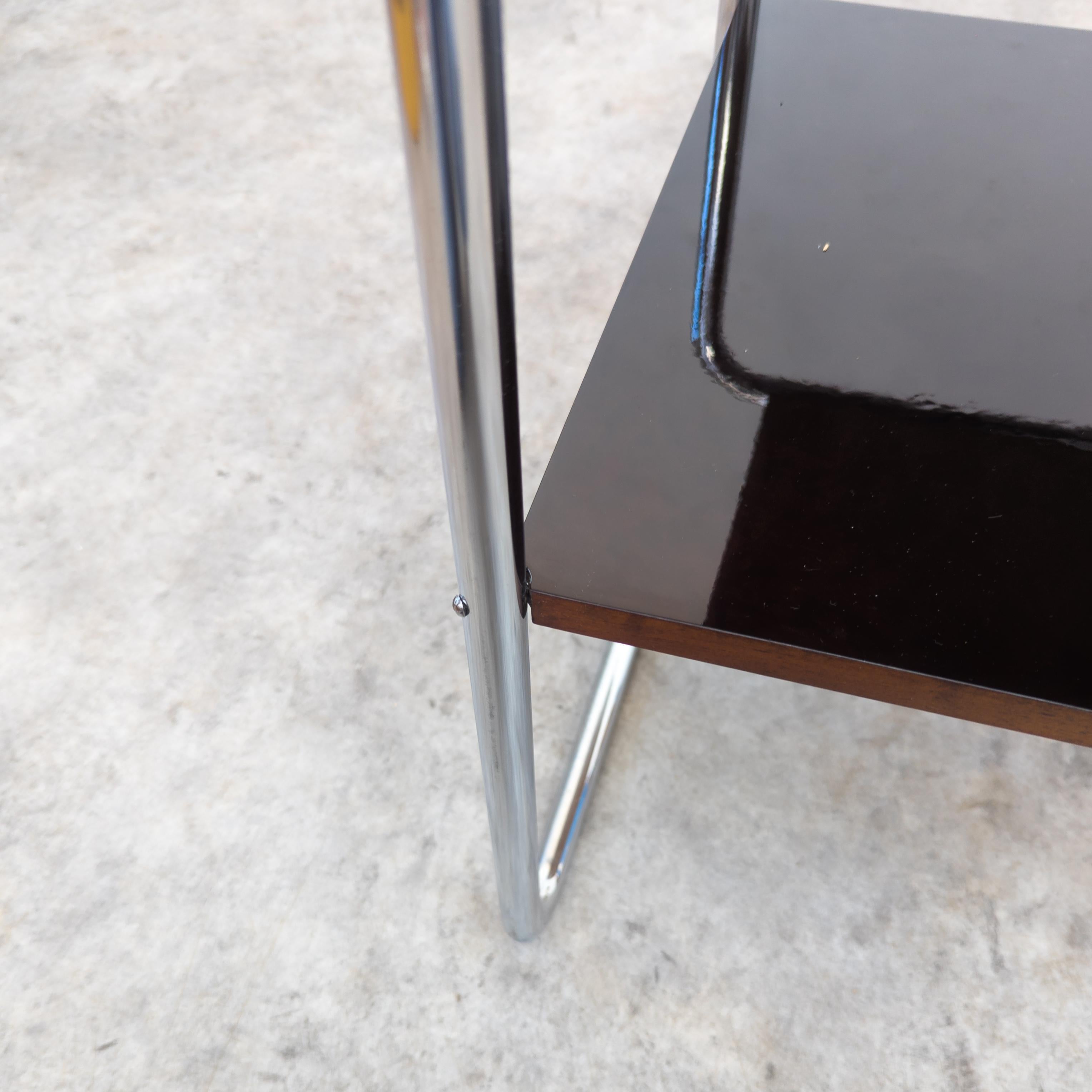 Rare restored Bauhaus tubular steel side table by Marcel Breuer  For Sale 5