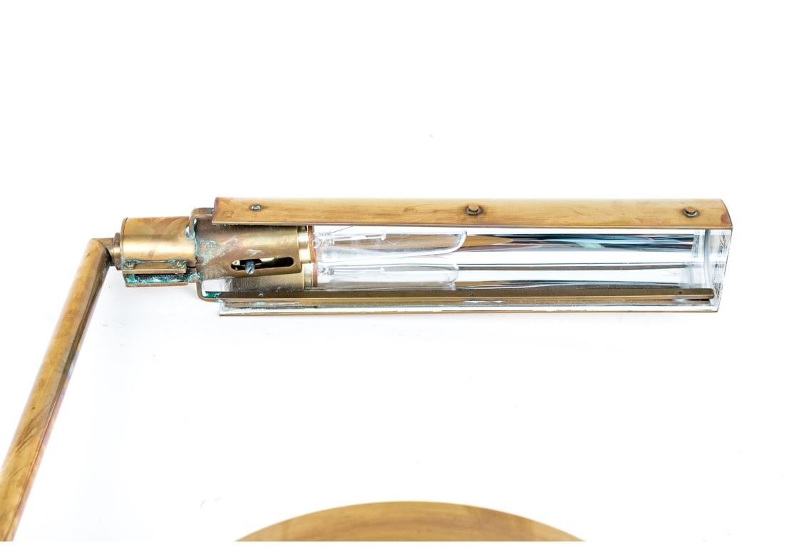 Rare Restored Industrial Age Adjustable Brass Task Lamp État moyen - En vente à Bridgeport, CT