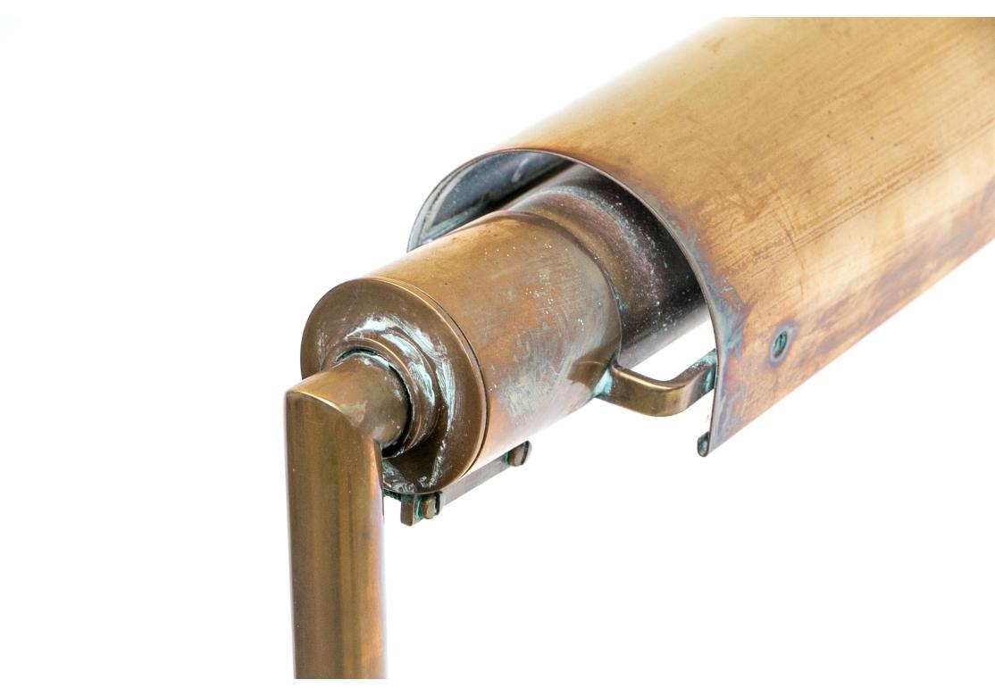 20ième siècle Rare Restored Industrial Age Adjustable Brass Task Lamp en vente