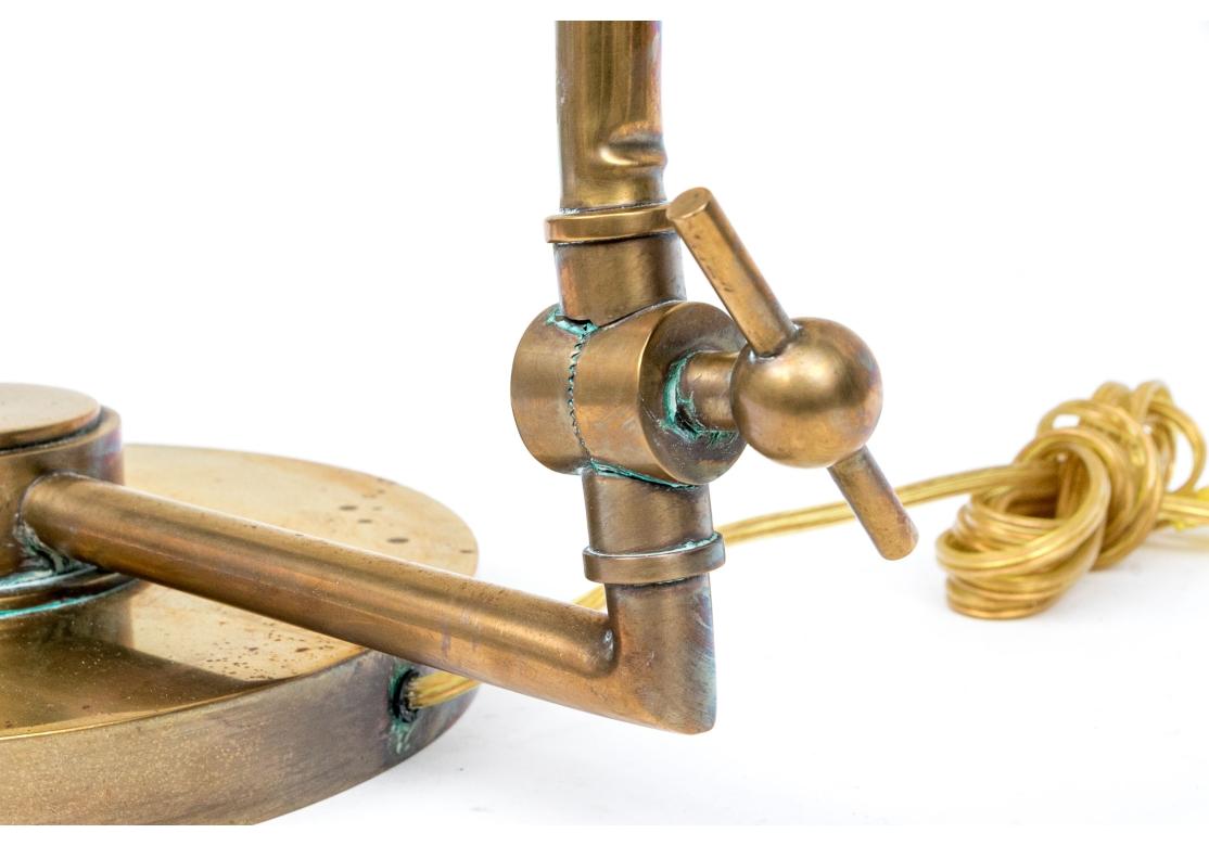 Rare Restored Industrial Age Adjustable Brass Task Lamp en vente 1