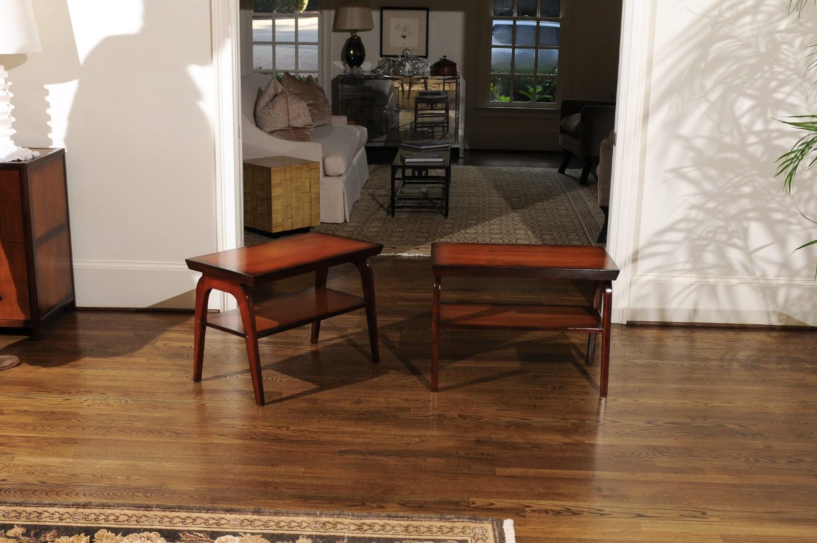 Paire de tables d'appoint rares restaurées et rares par John Wisner pour Ficks Reed, vers 1954 en vente 8