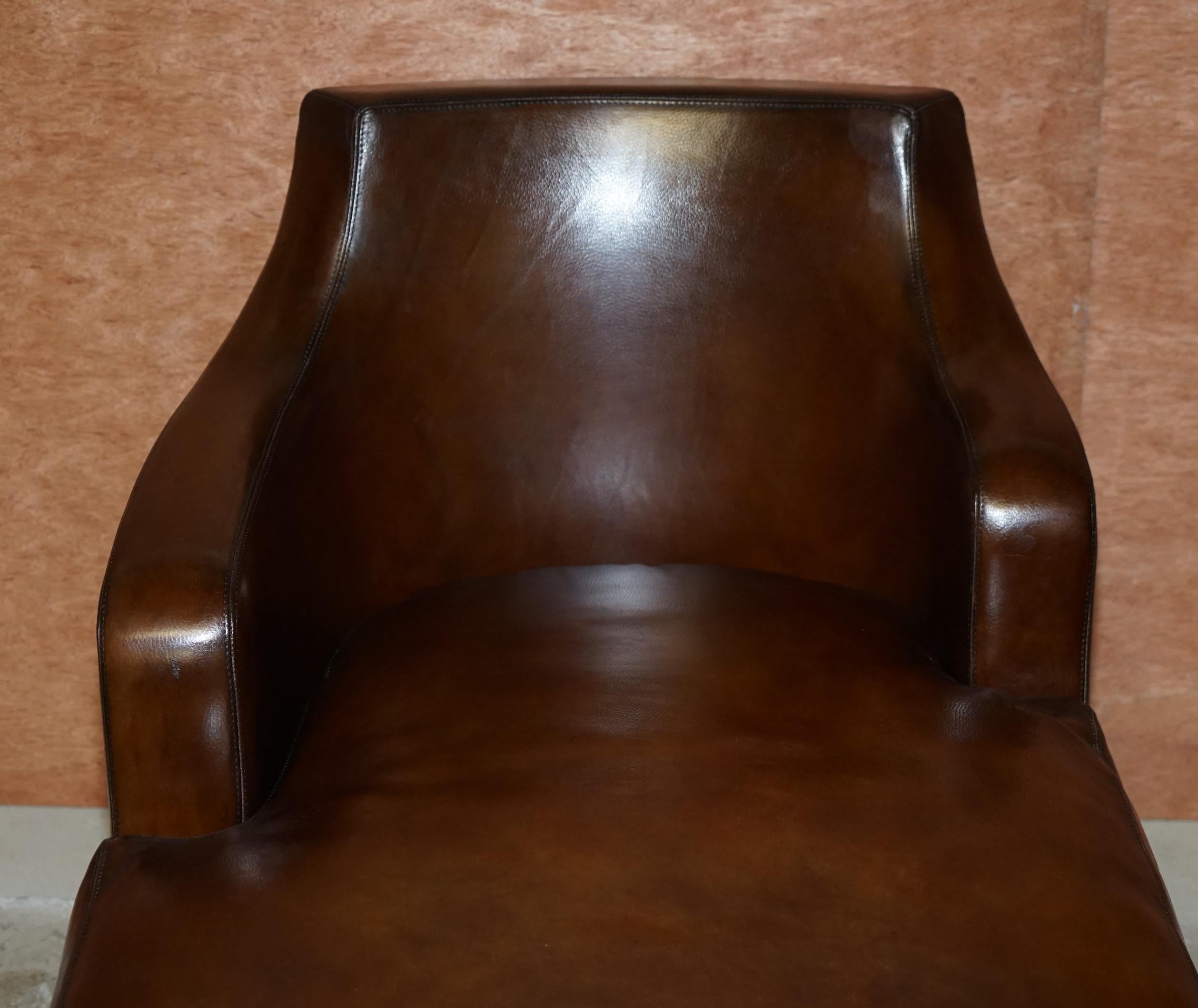 Fauteuil de salon en cuir marron italien Promemoria Gioconda restauré et rare en vente 9