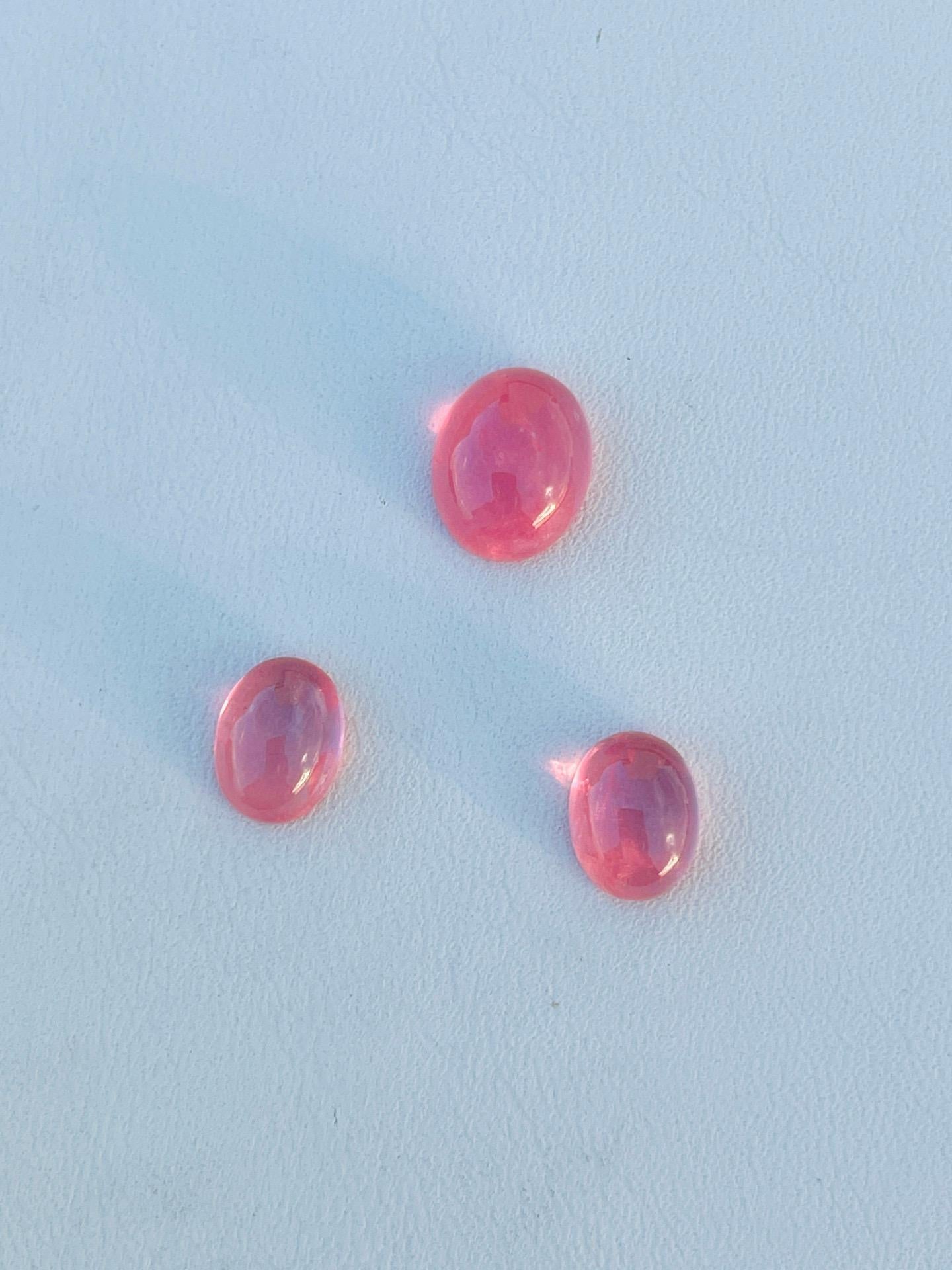 Cabochon Rare Rhodochrosite American cabochon pink transparent crystal collection 10.37ct For Sale