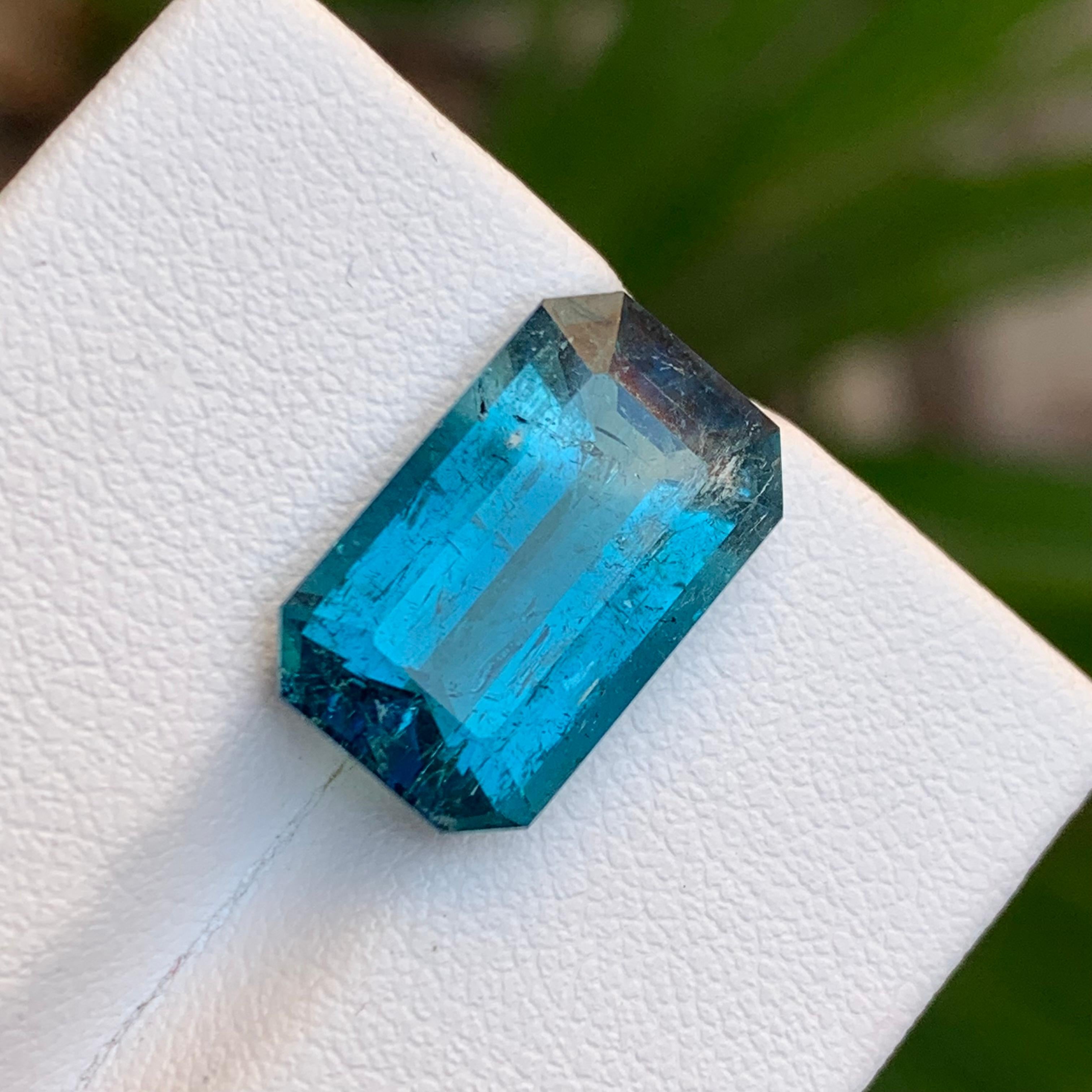 Rare Rich Electric Blue Tourmaline Gemstone 7.20 Ct Emerald Cut for Ring/Pendant For Sale 4
