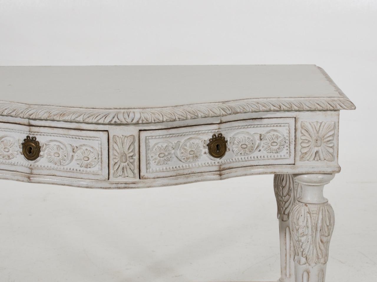 Rare richly carved console table, circa 100 years old. In Good Condition For Sale In Aalsgaarde, DK