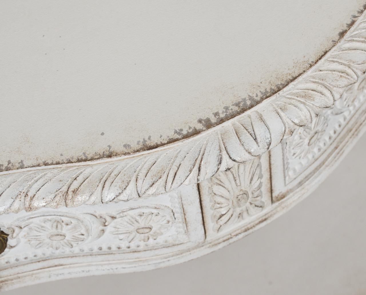 Rare richly carved console table, circa 100 years old. For Sale 2