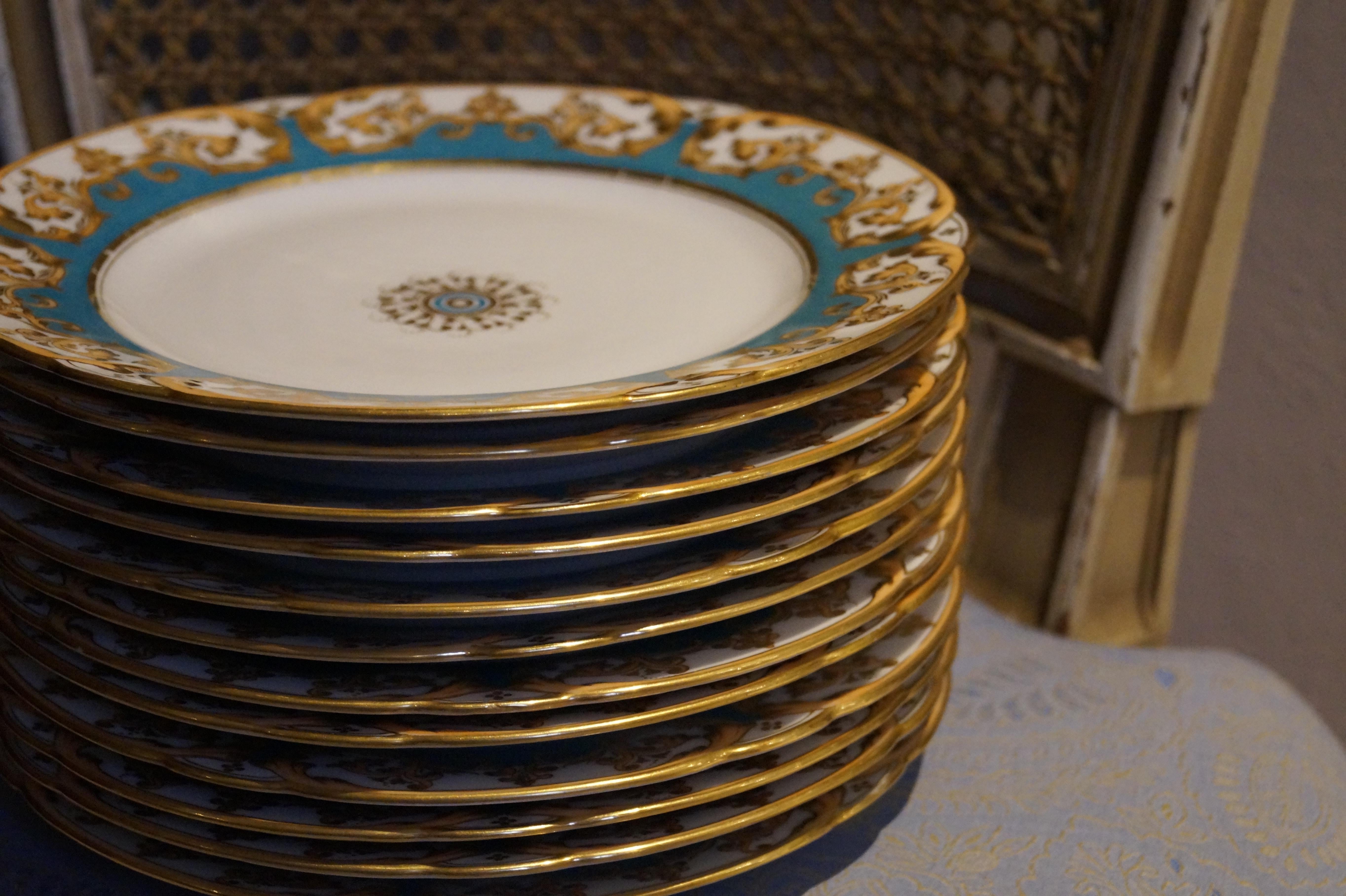 Rare Richly Decorated Old Paris Dessert Plates, France, 1880 In Good Condition In Haarlem, Noord-Holland