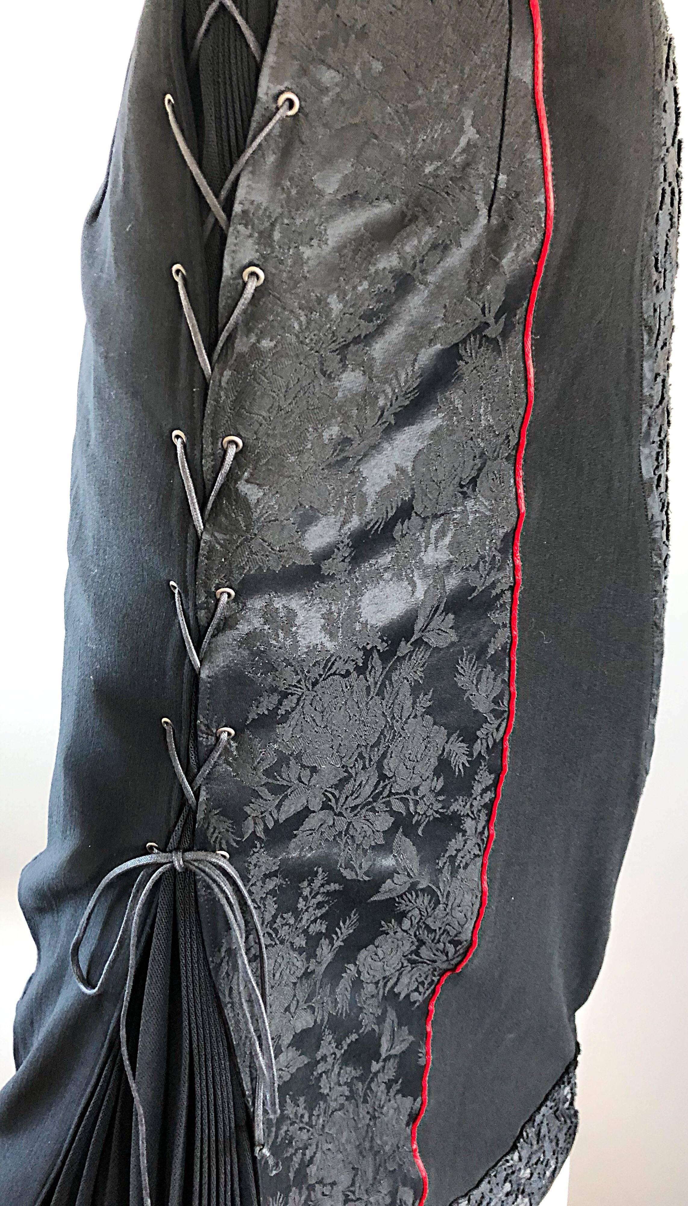 Rare Ritsuko Shirahama 1990s Black Lace Avant Garde Japanese Vintage 90s Skirt In Excellent Condition In San Diego, CA