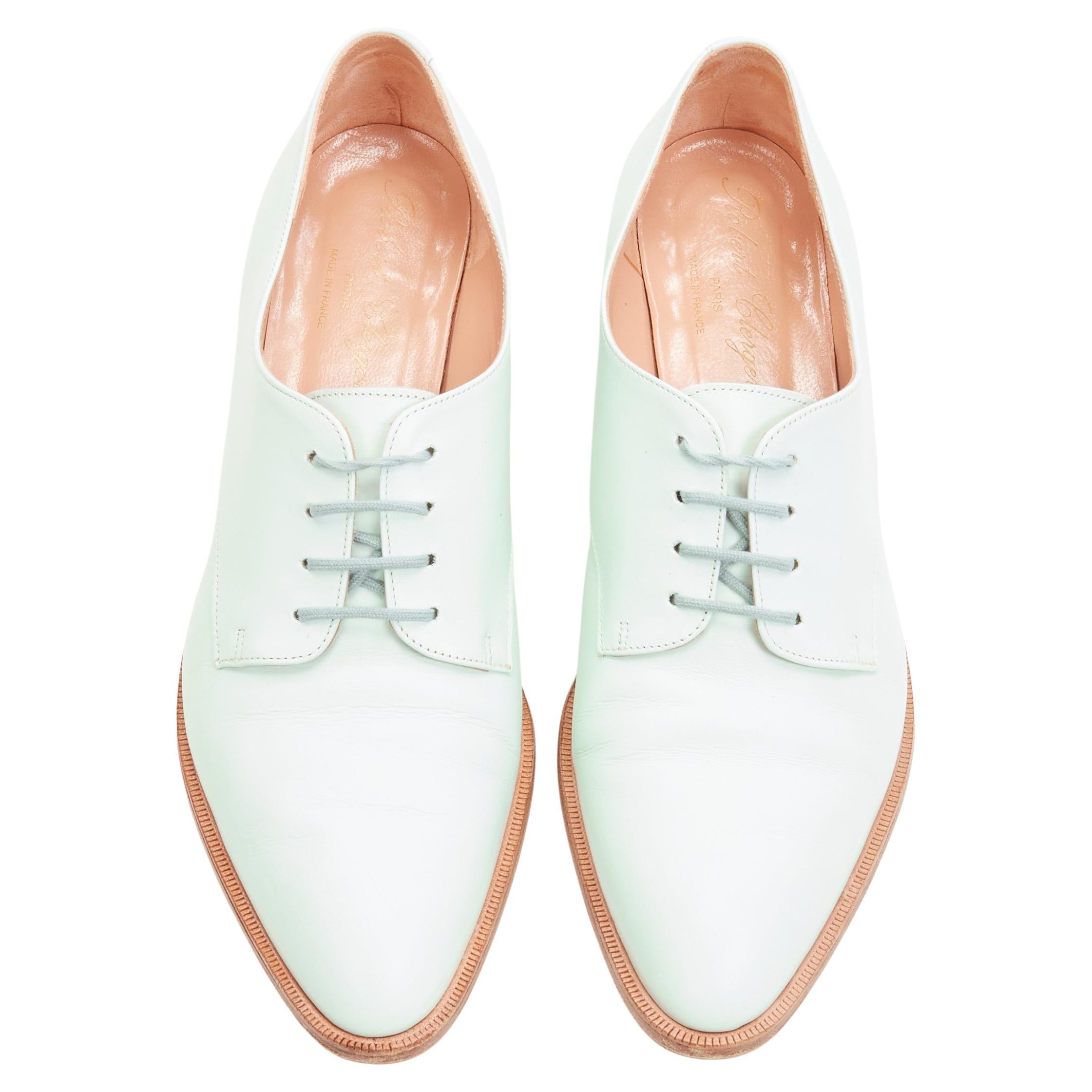 rare ROBERT CLERGERIE Xuz seafoam teal green wooden heel brogue loafer EU36.5
Brand: Robert Clergerie
Model: Xuz
Material: Leather
Color: Blue
Pattern: Solid
Closure: Lace Up
Extra Detail: Pointed almond toe. Stacked wooden