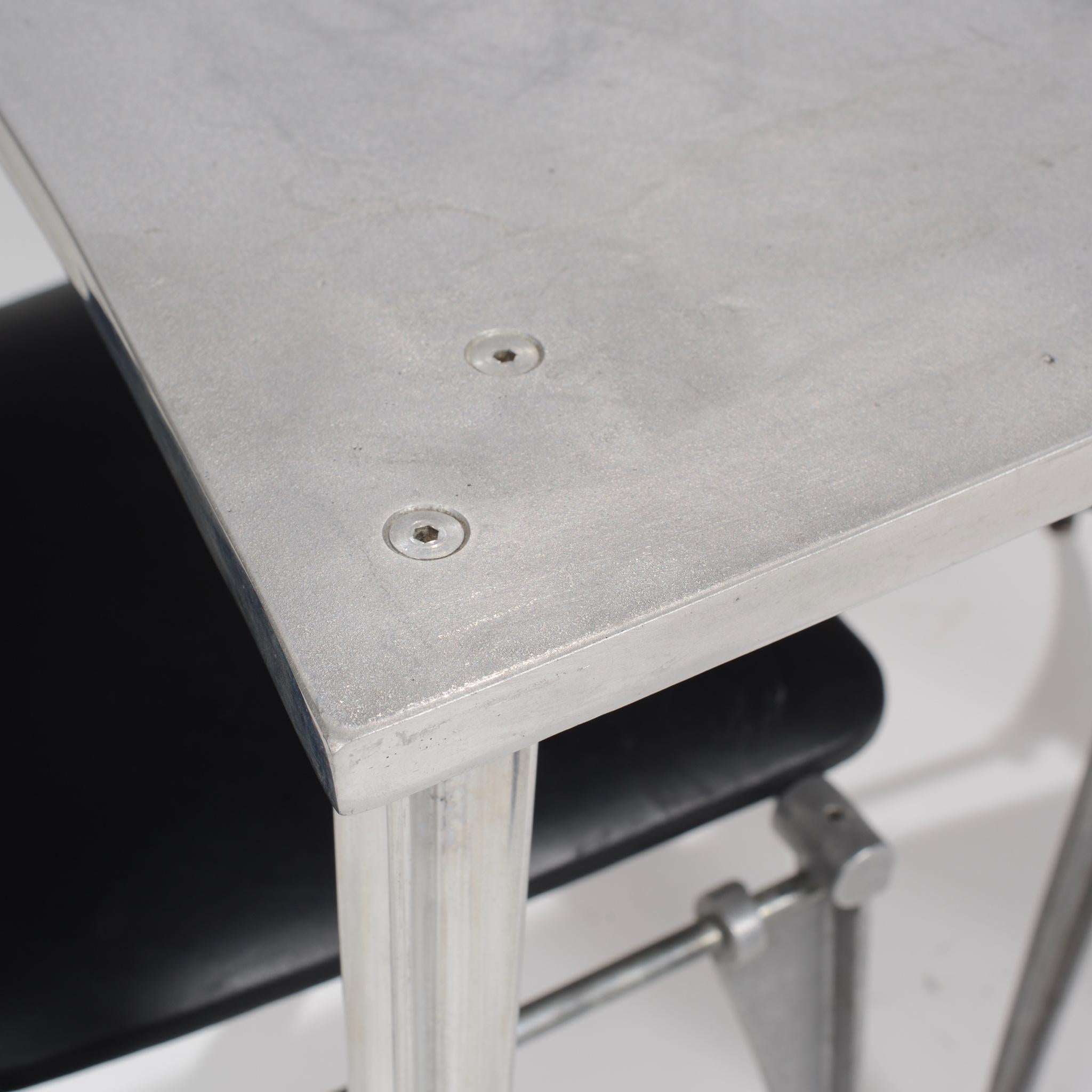 Rare table en aluminium coulé à la main de Robert Josten Bon état - En vente à Los Angeles, CA