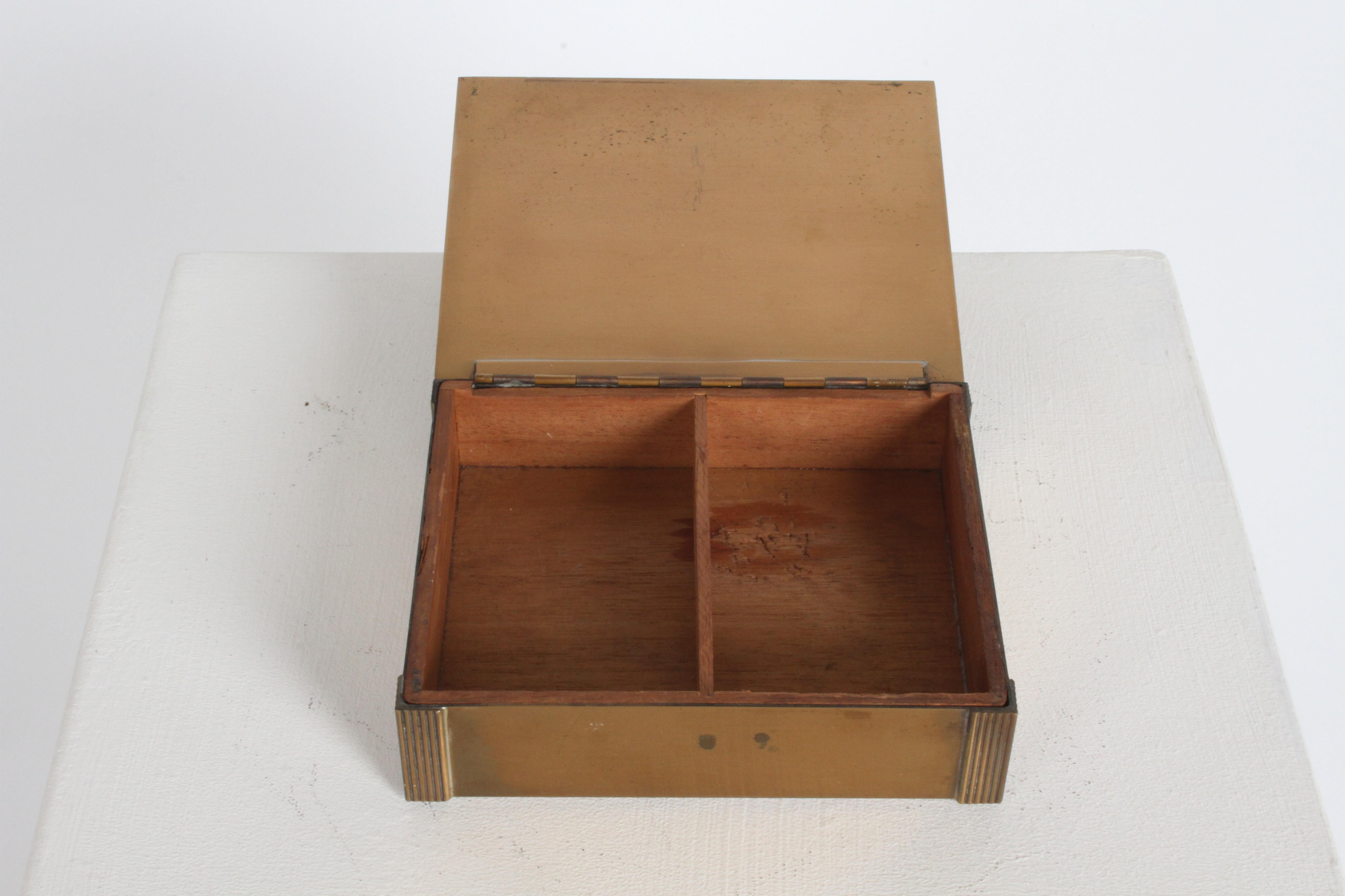 Cuivre Rare boîte à cigarettes Art Déco en cuivre Rockwell Kent pour Chase Bacchus en vente