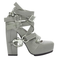 RODARTE rare Nicholas Kirkwood Runway gris bondage boucle talons EU38