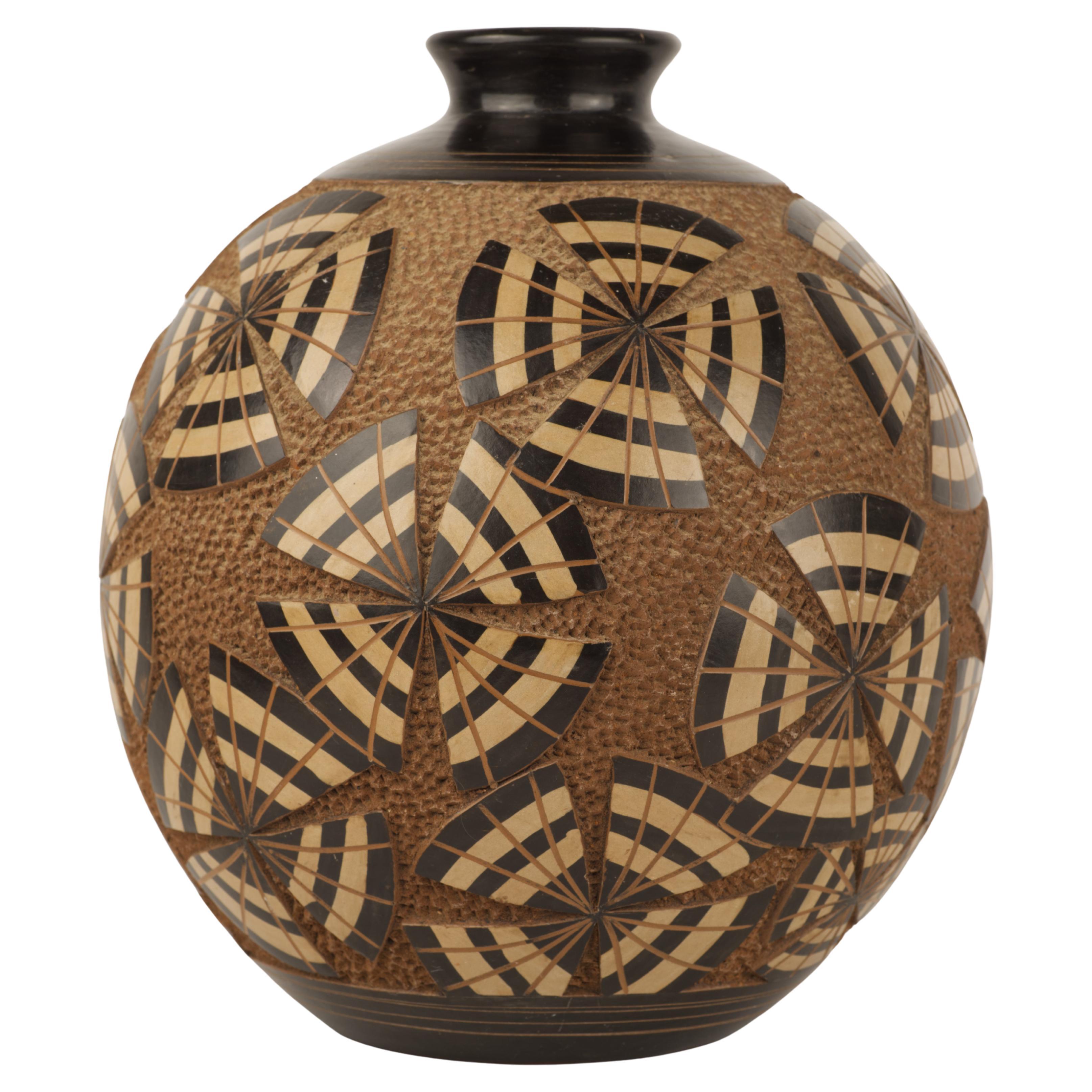Rare Roger Calero Carved Ceramic Vase, Organic Modern Nicaragua Art Pottery For Sale