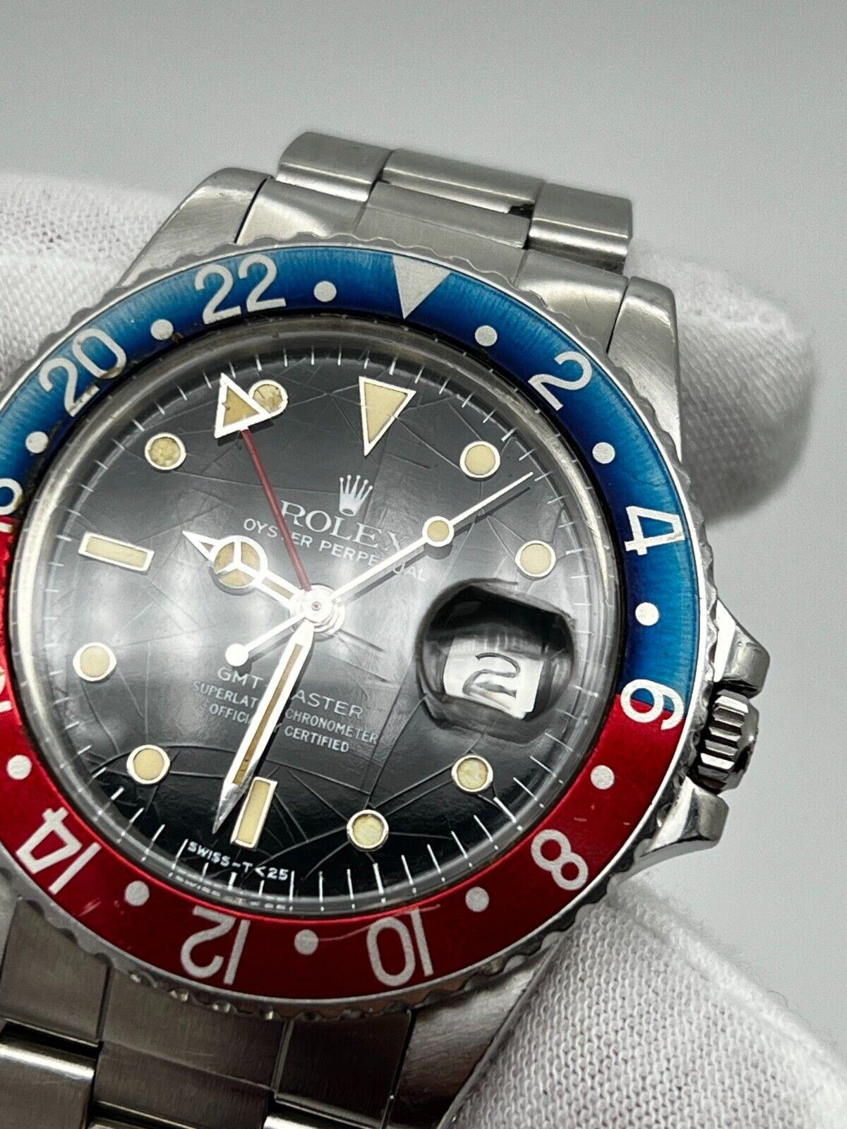 Rare Rolex 16750 GMT Master Pepsi Stainless Steel Original Spider Glossy Dial In Excellent Condition For Sale In San Diego, CA